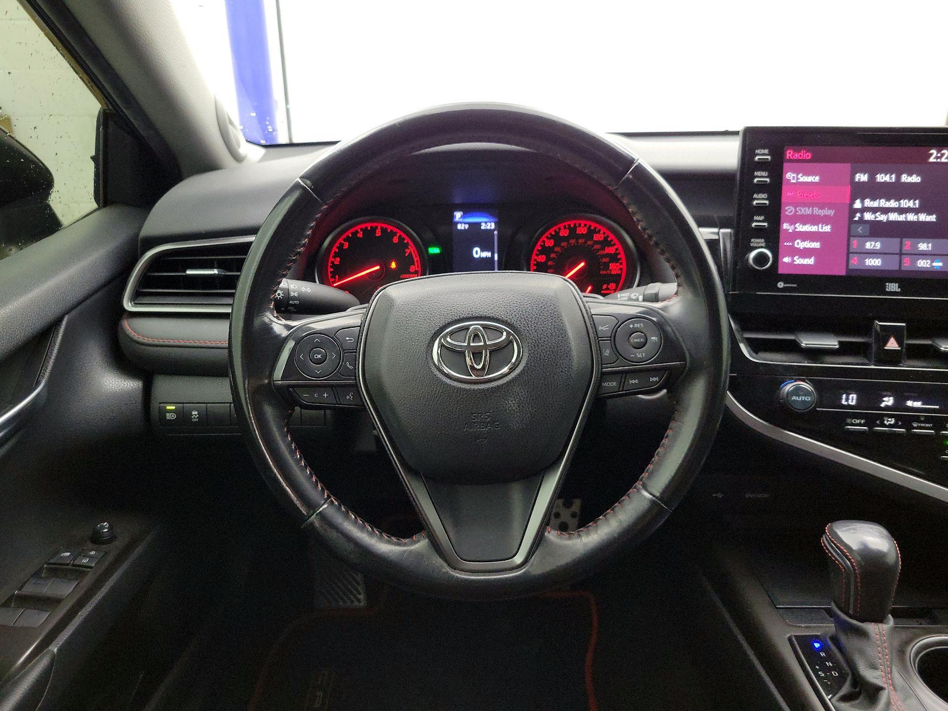 Thumbnail: 2021 Toyota Camry - 10
