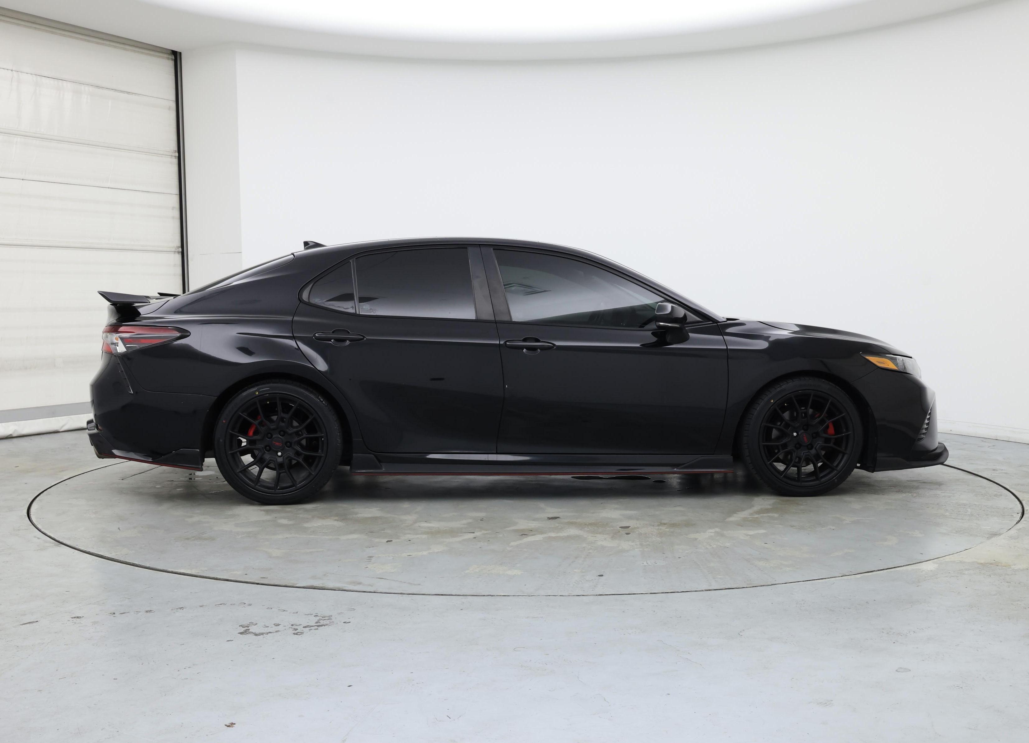 Thumbnail: 2021 Toyota Camry - 7