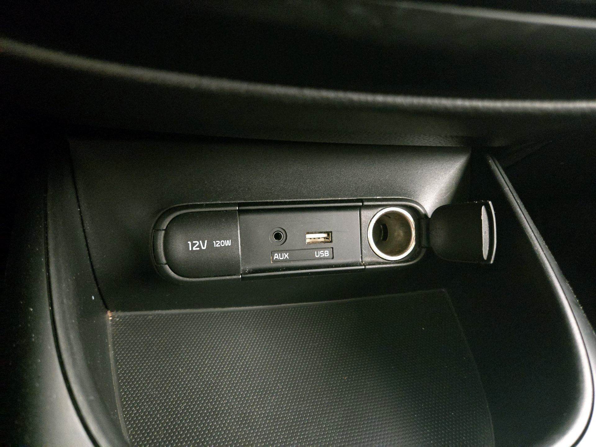 Thumbnail: 2016 Kia Soul - 17