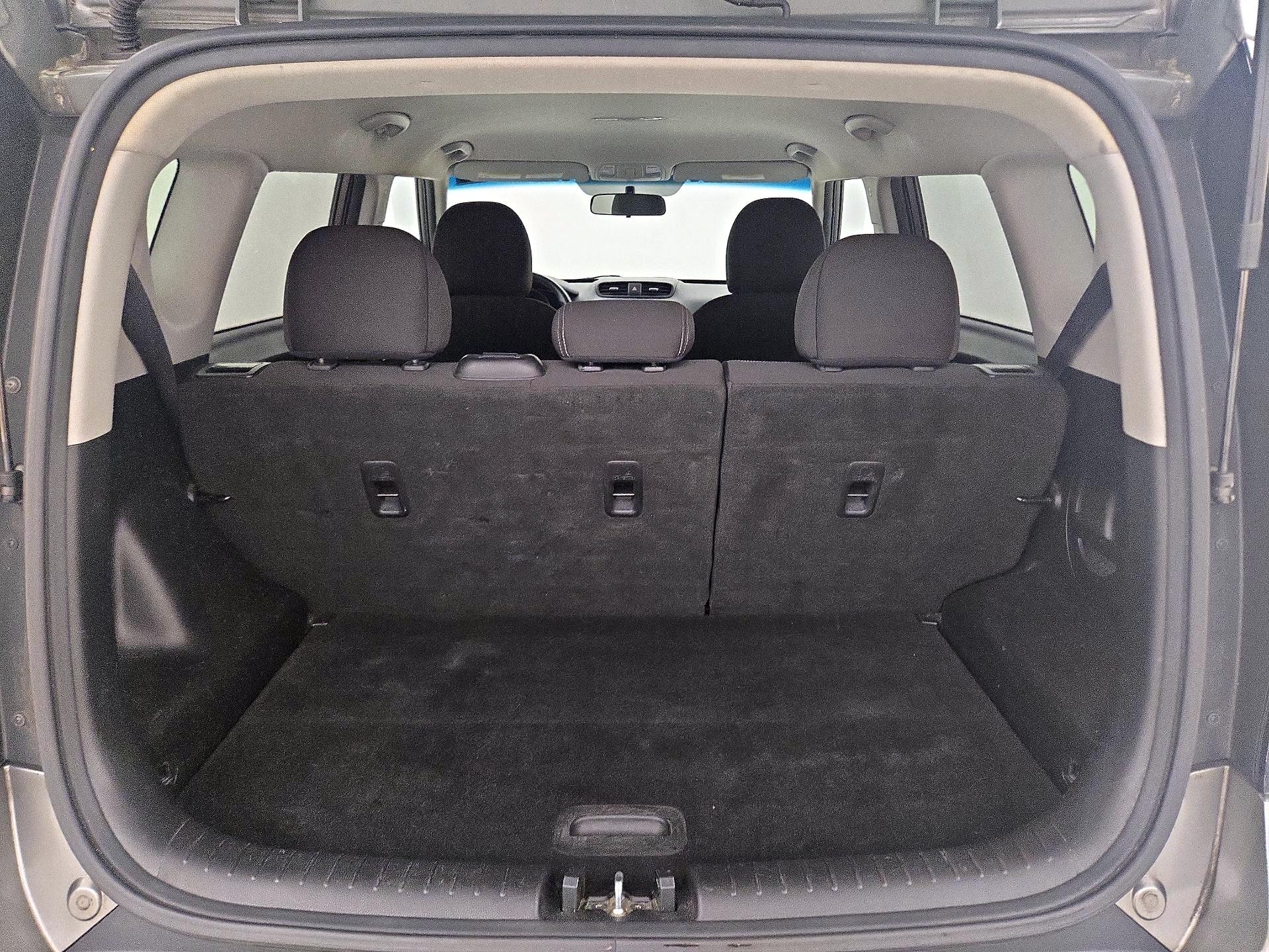 Thumbnail: 2016 Kia Soul - 19
