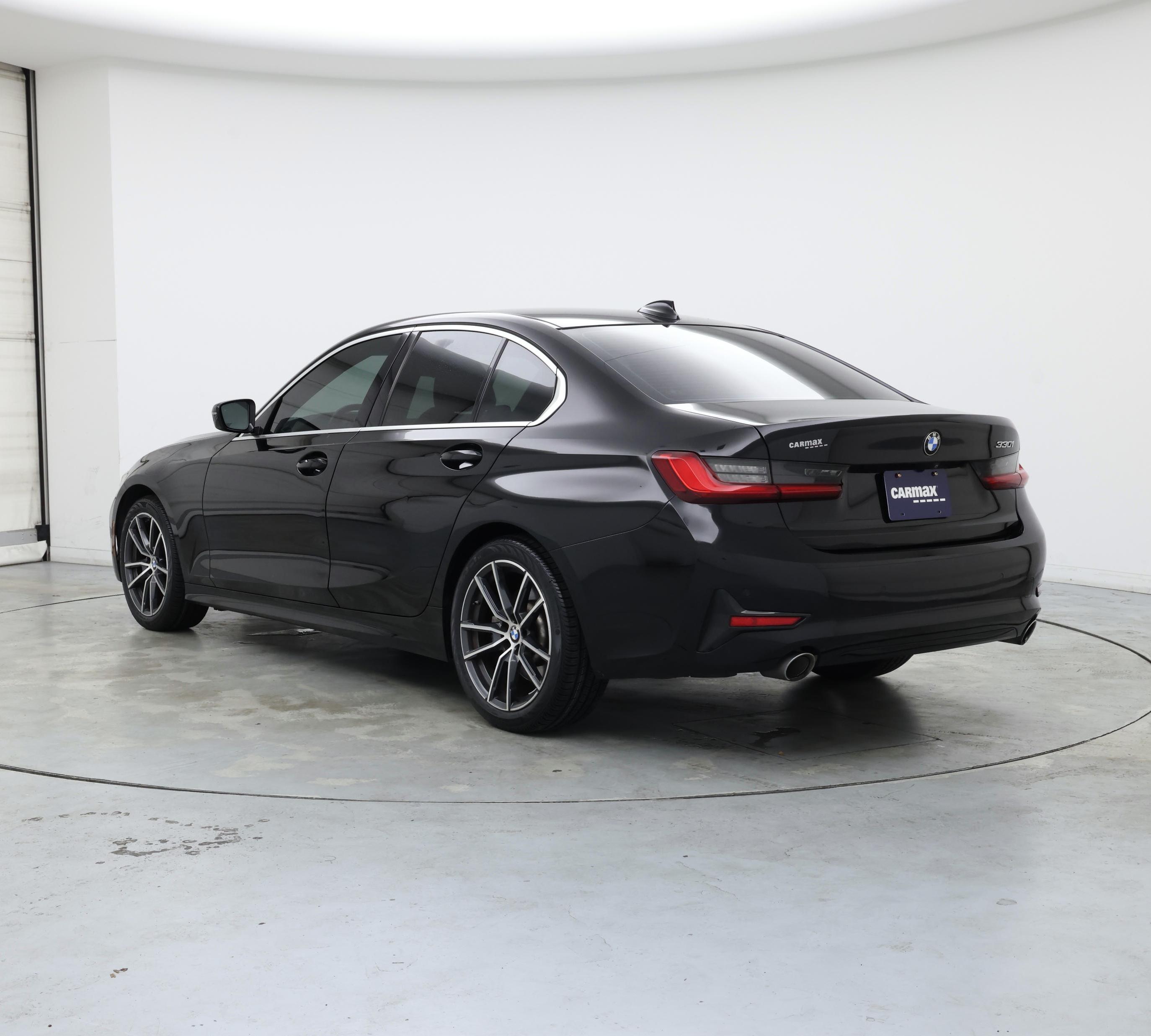 Thumbnail: 2021 BMW 3 Series - 2