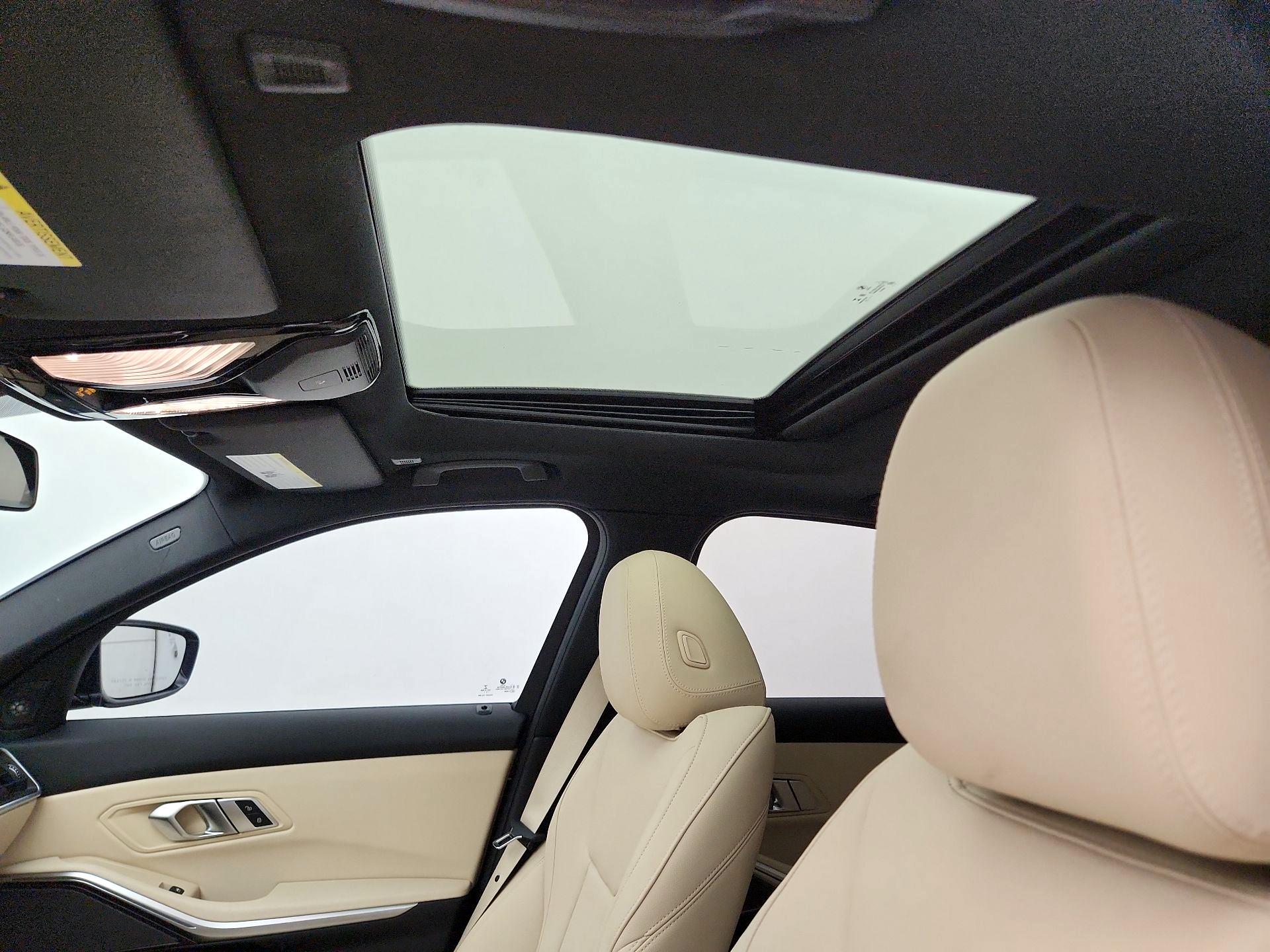 Thumbnail: 2021 BMW 3 Series - 20