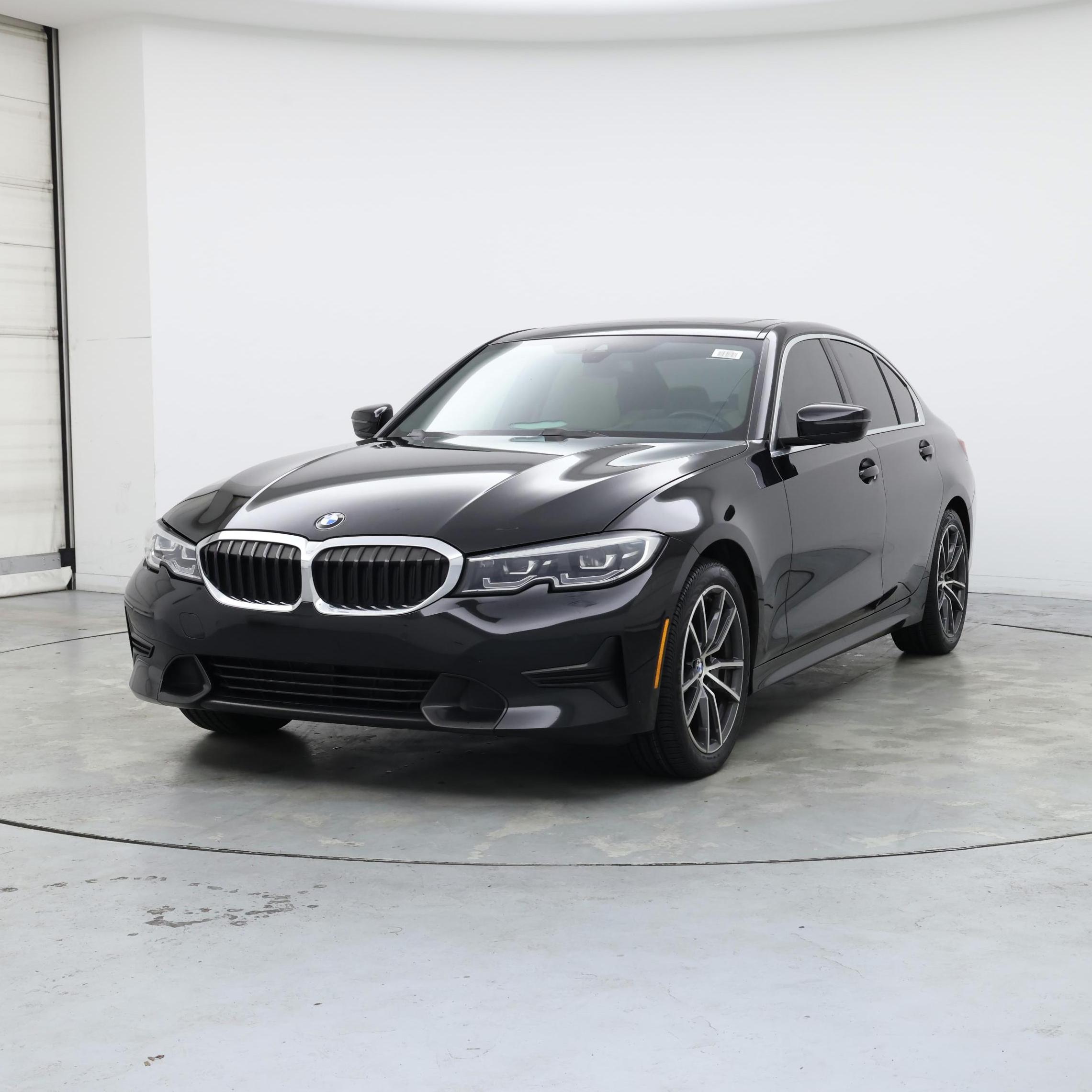 Thumbnail: 2021 BMW 3 Series - 4