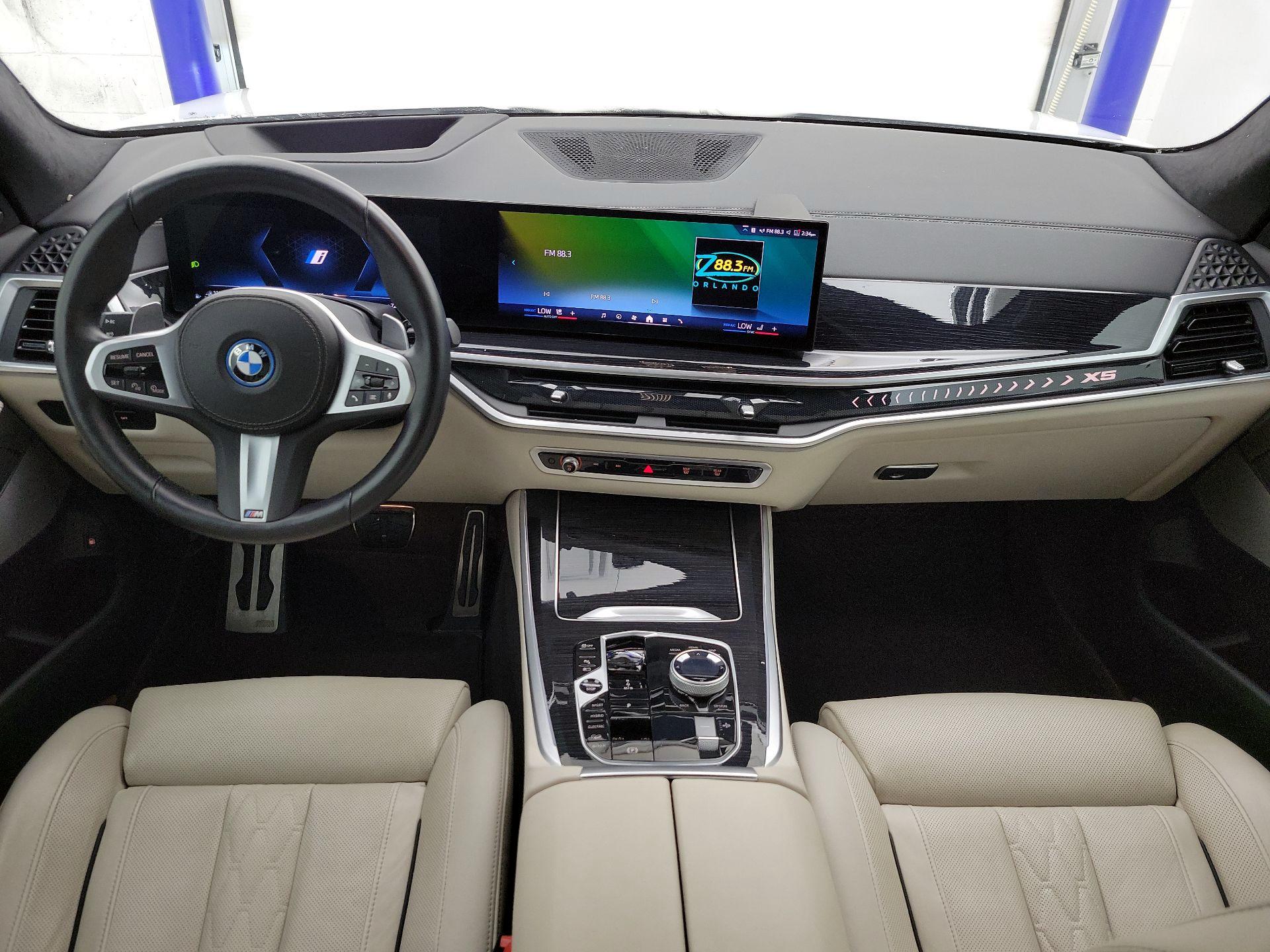 Thumbnail: 2024 BMW X5 - 9