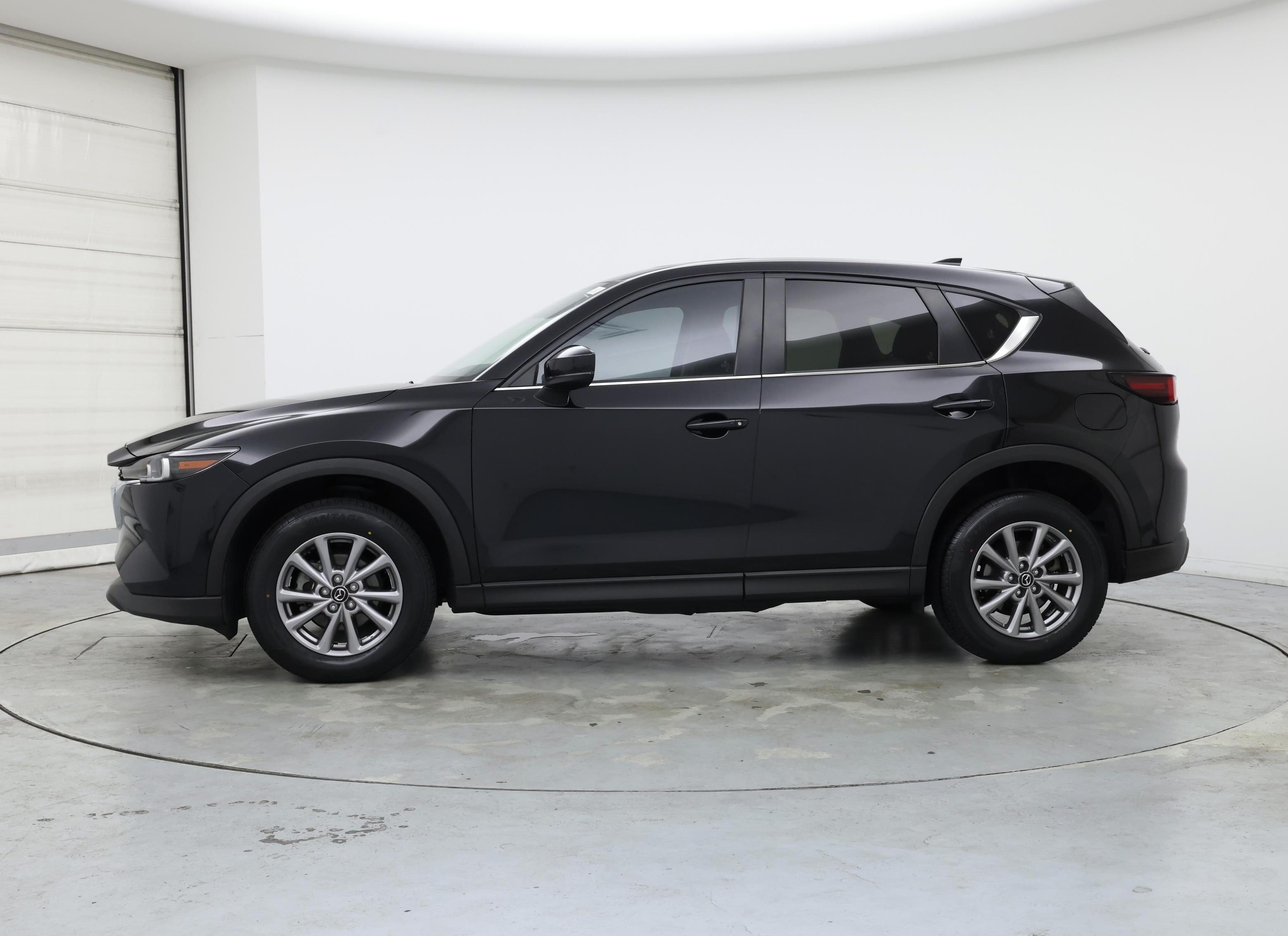 Thumbnail: 2022 Mazda CX-5 - 3