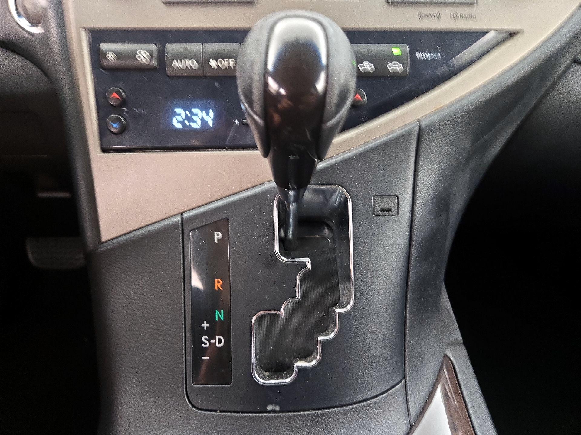 Thumbnail: 2015 Lexus RX - 17