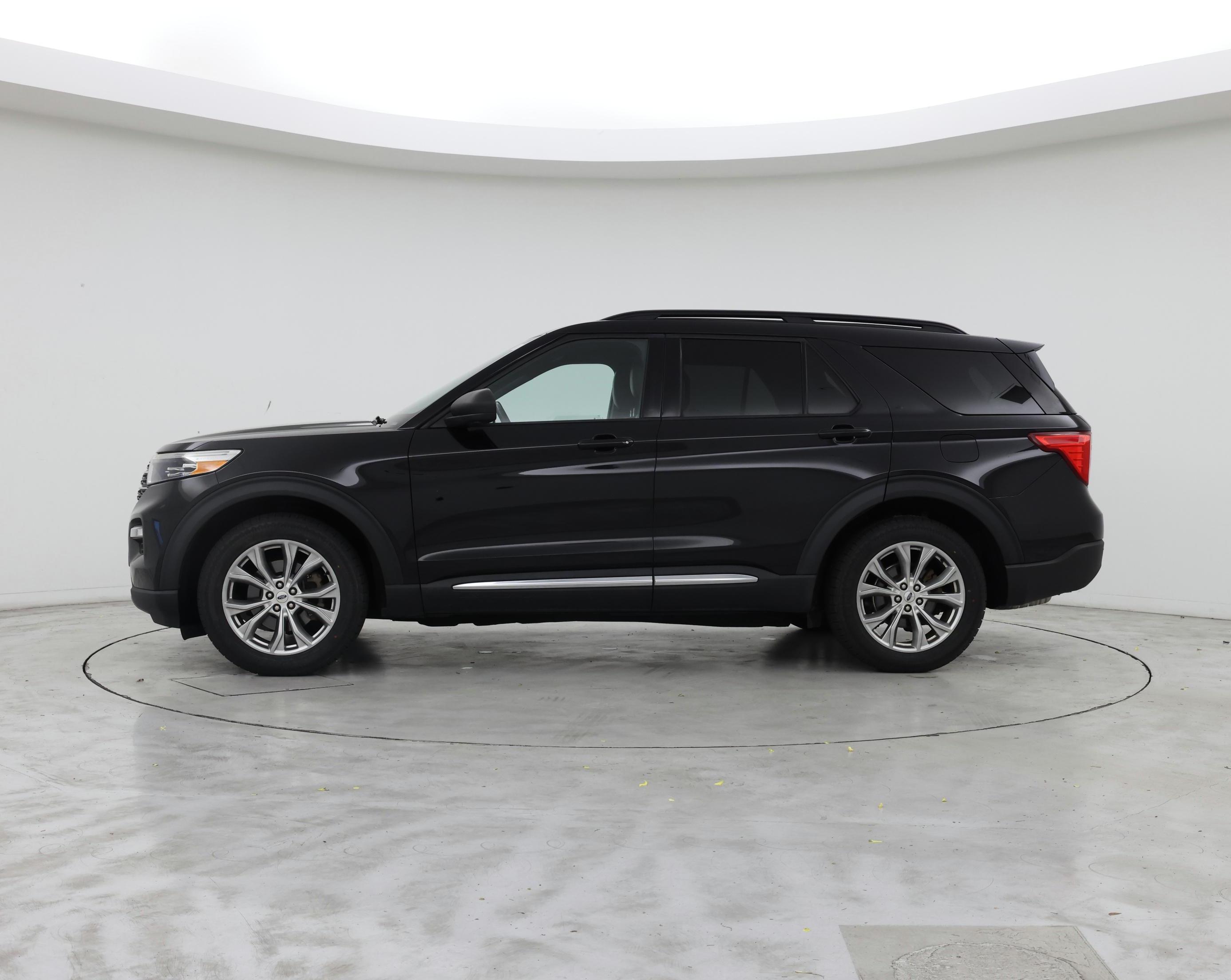 Thumbnail: 2020 Ford Explorer - 3