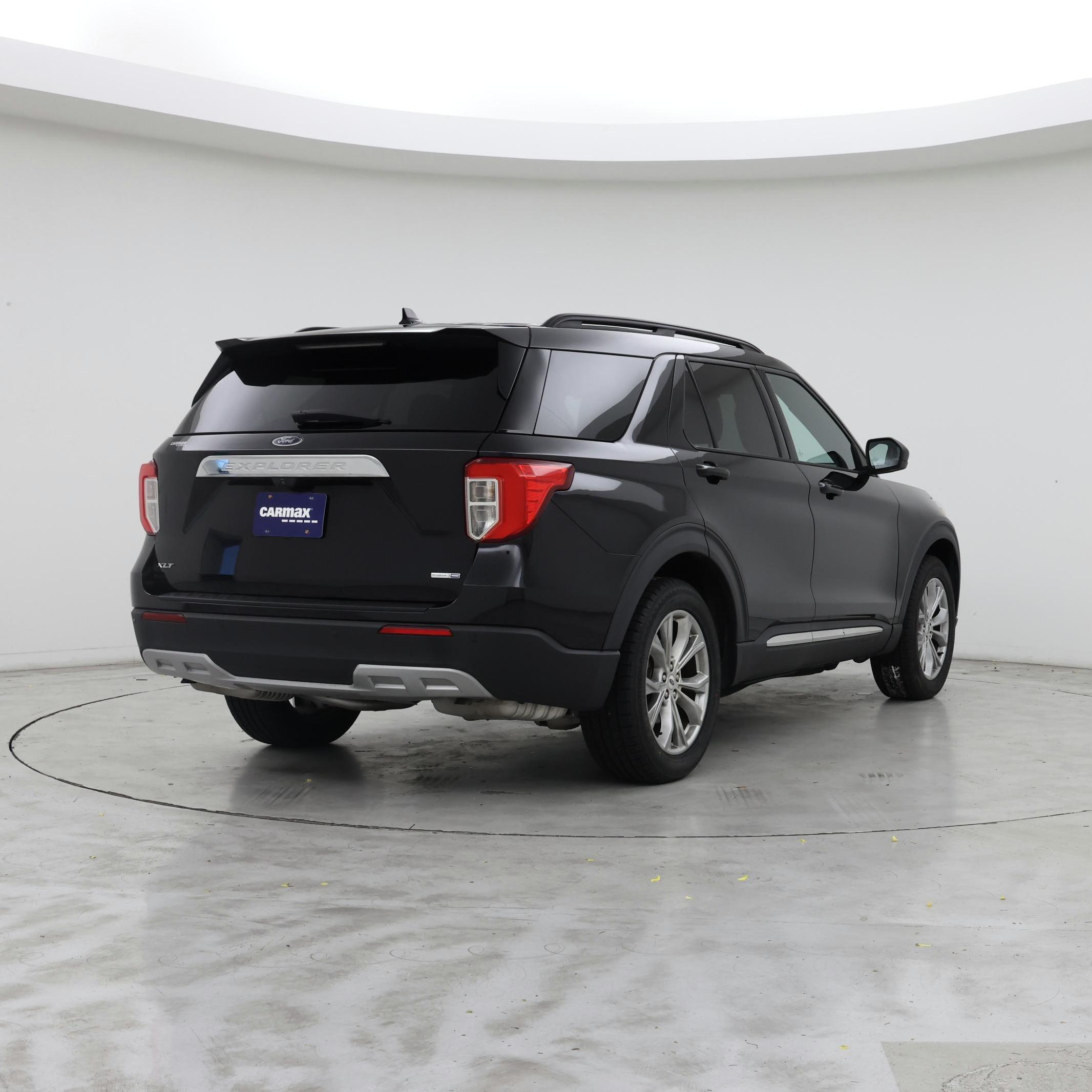 Thumbnail: 2020 Ford Explorer - 8