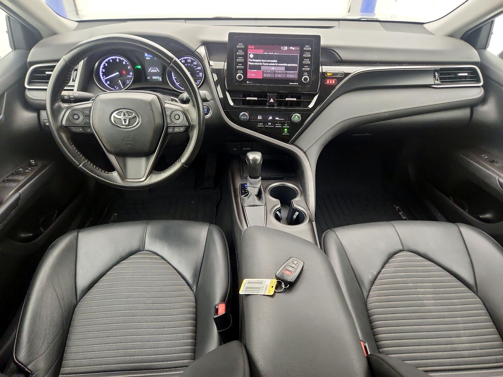 Thumbnail: 2021 Toyota Camry - 9