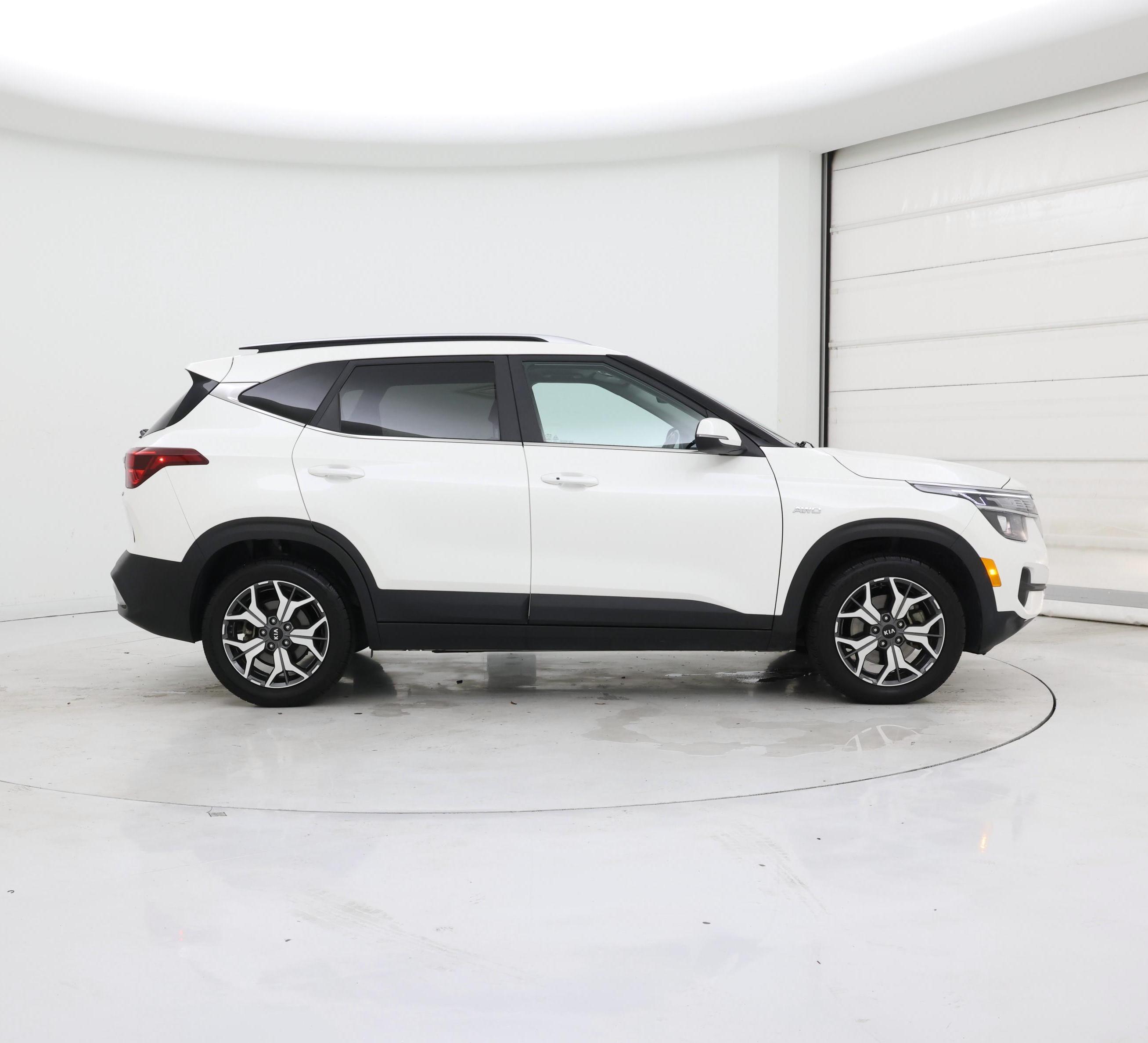 Thumbnail: 2021 Kia Seltos - 7