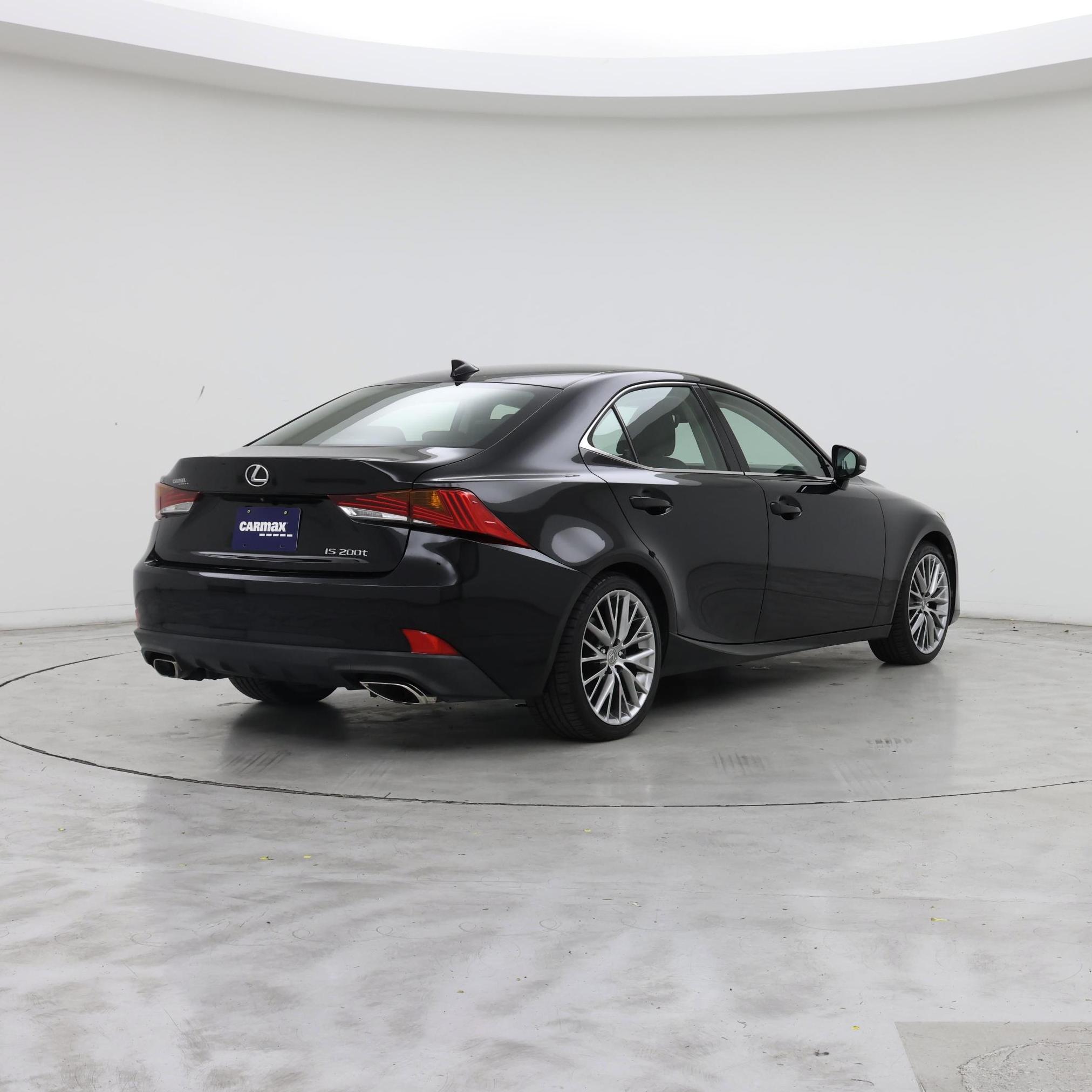 Thumbnail: 2017 Lexus IS - 8