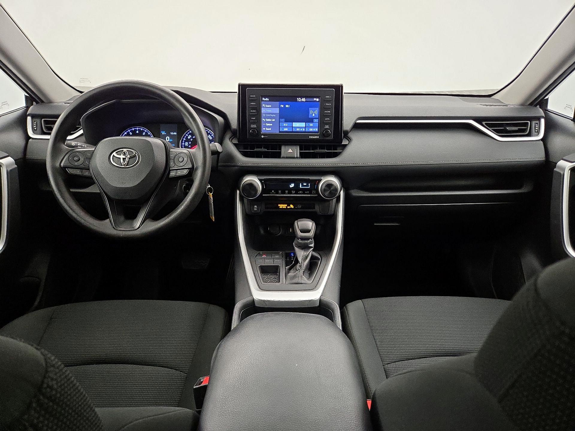 Thumbnail: 2021 Toyota RAV4 - 9