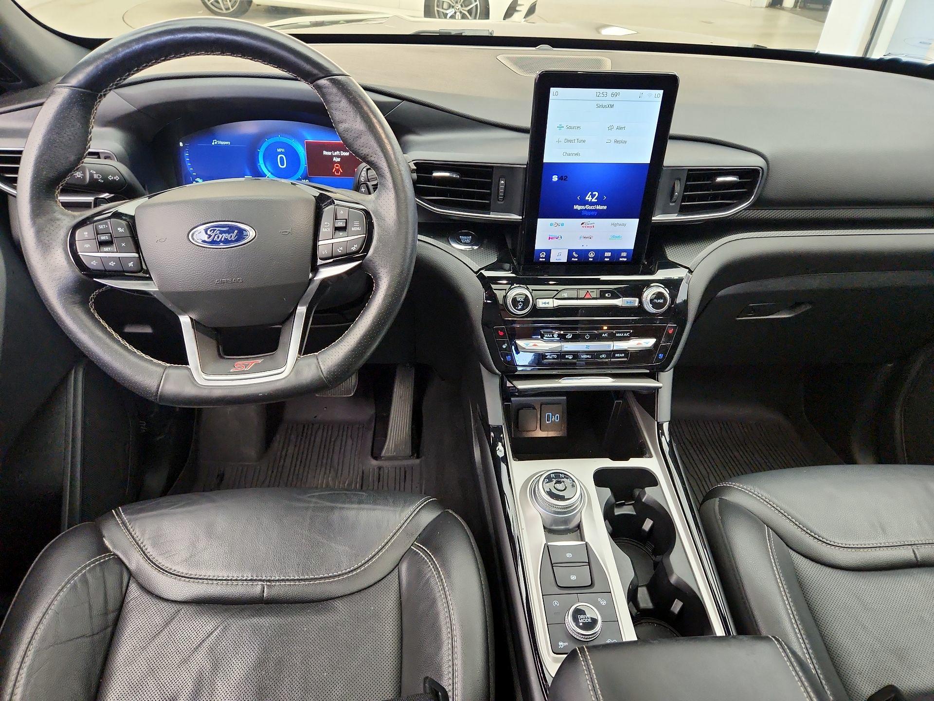 Thumbnail: 2022 Ford Explorer - 9