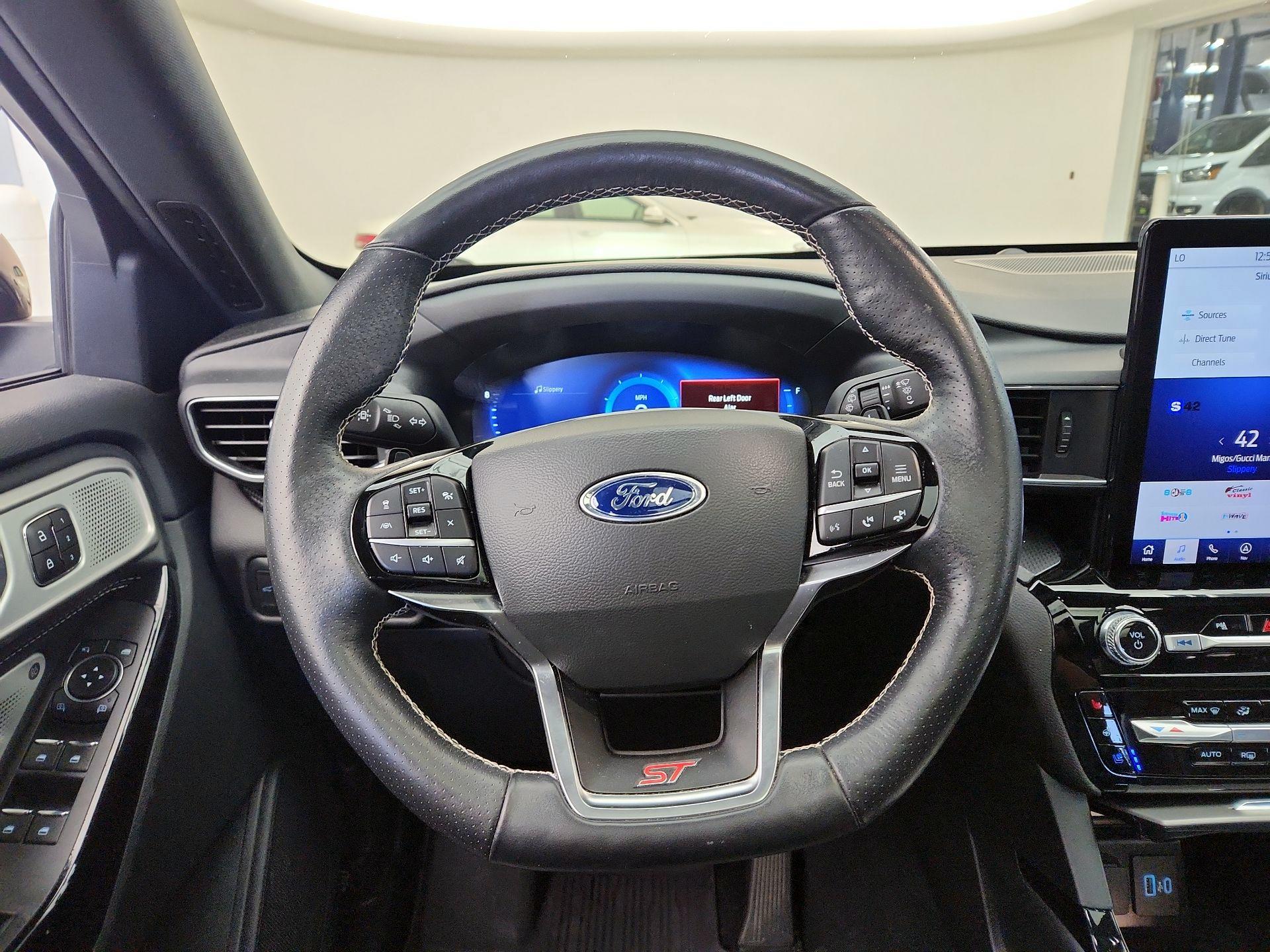 Thumbnail: 2022 Ford Explorer - 10