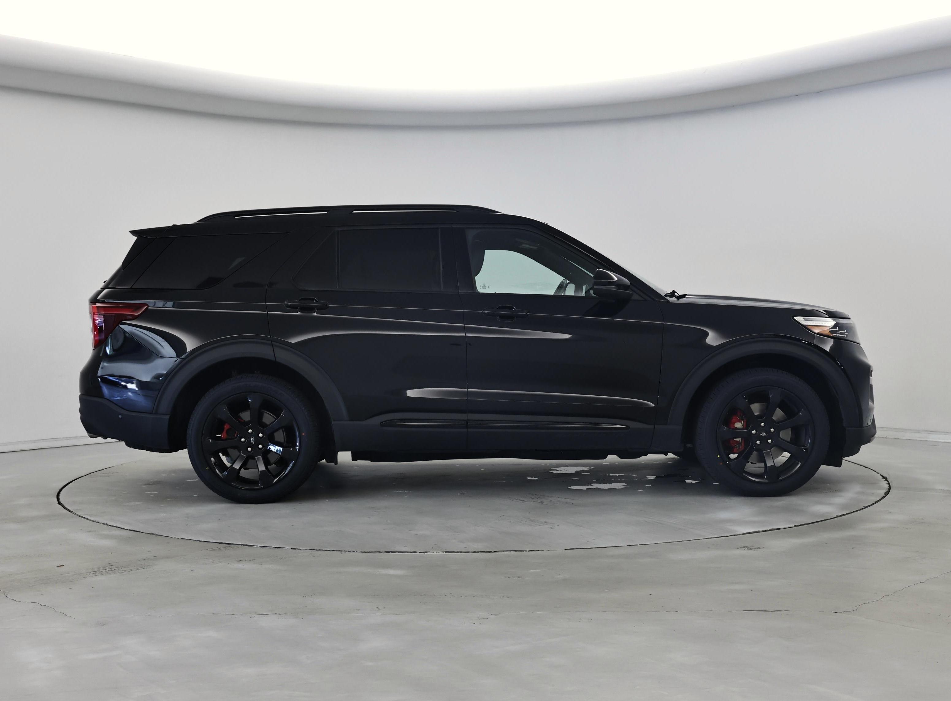 Thumbnail: 2022 Ford Explorer - 7