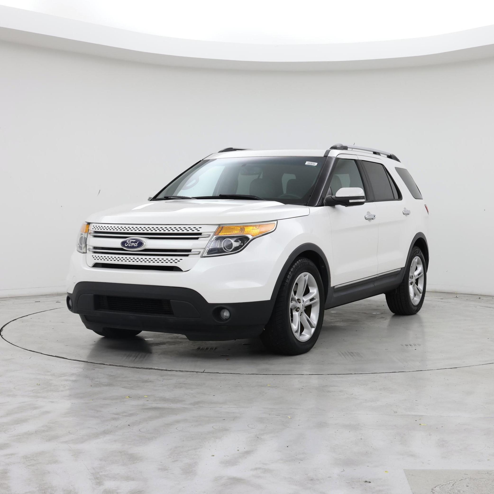 Thumbnail: 2015 Ford Explorer - 4