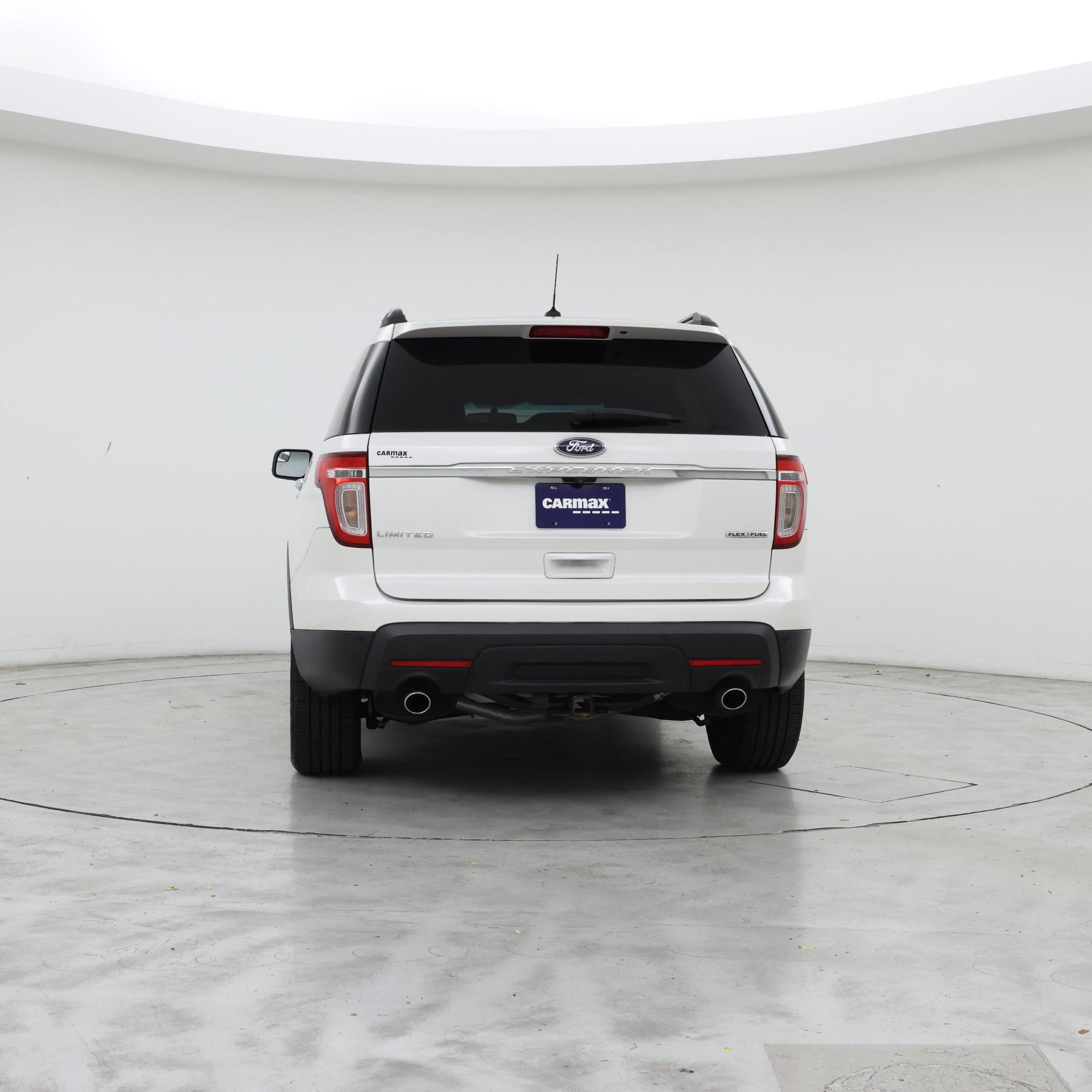 Thumbnail: 2015 Ford Explorer - 6