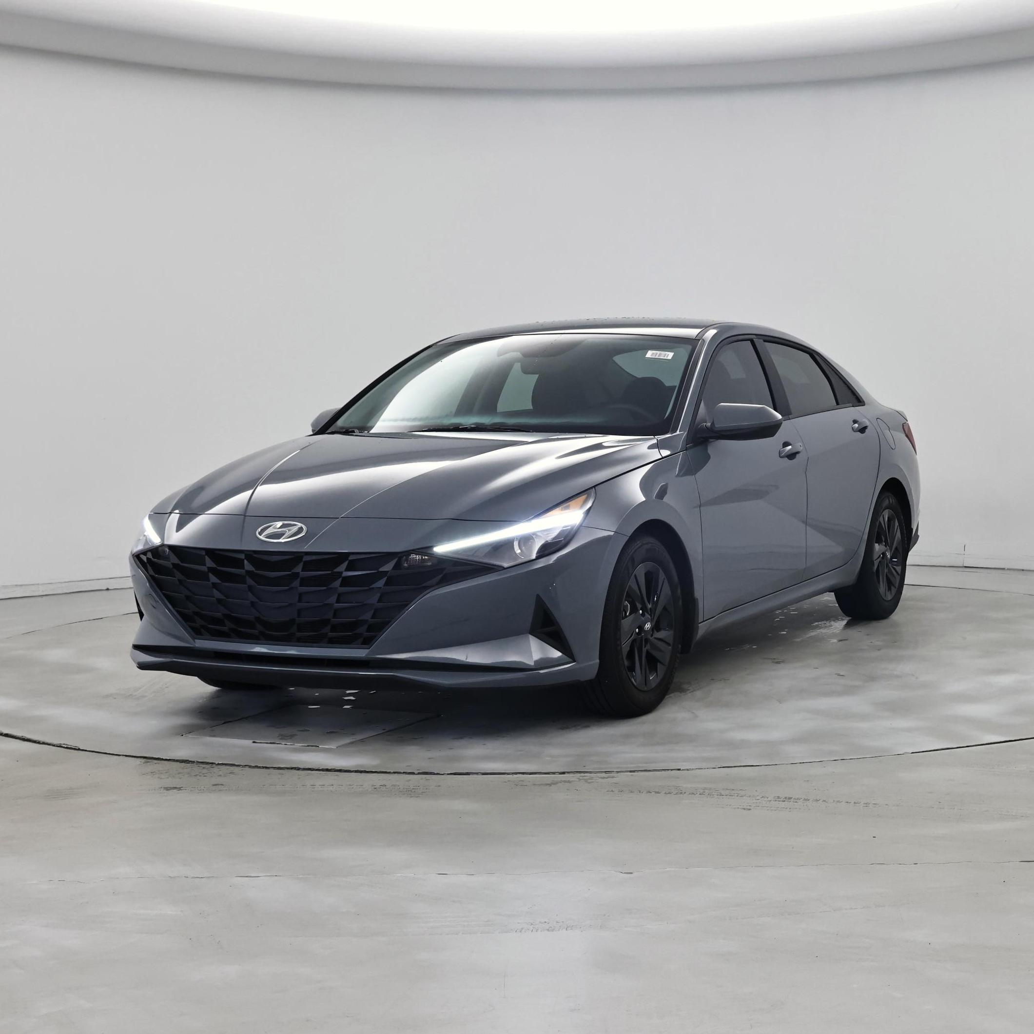 Thumbnail: 2023 Hyundai Elantra - 4