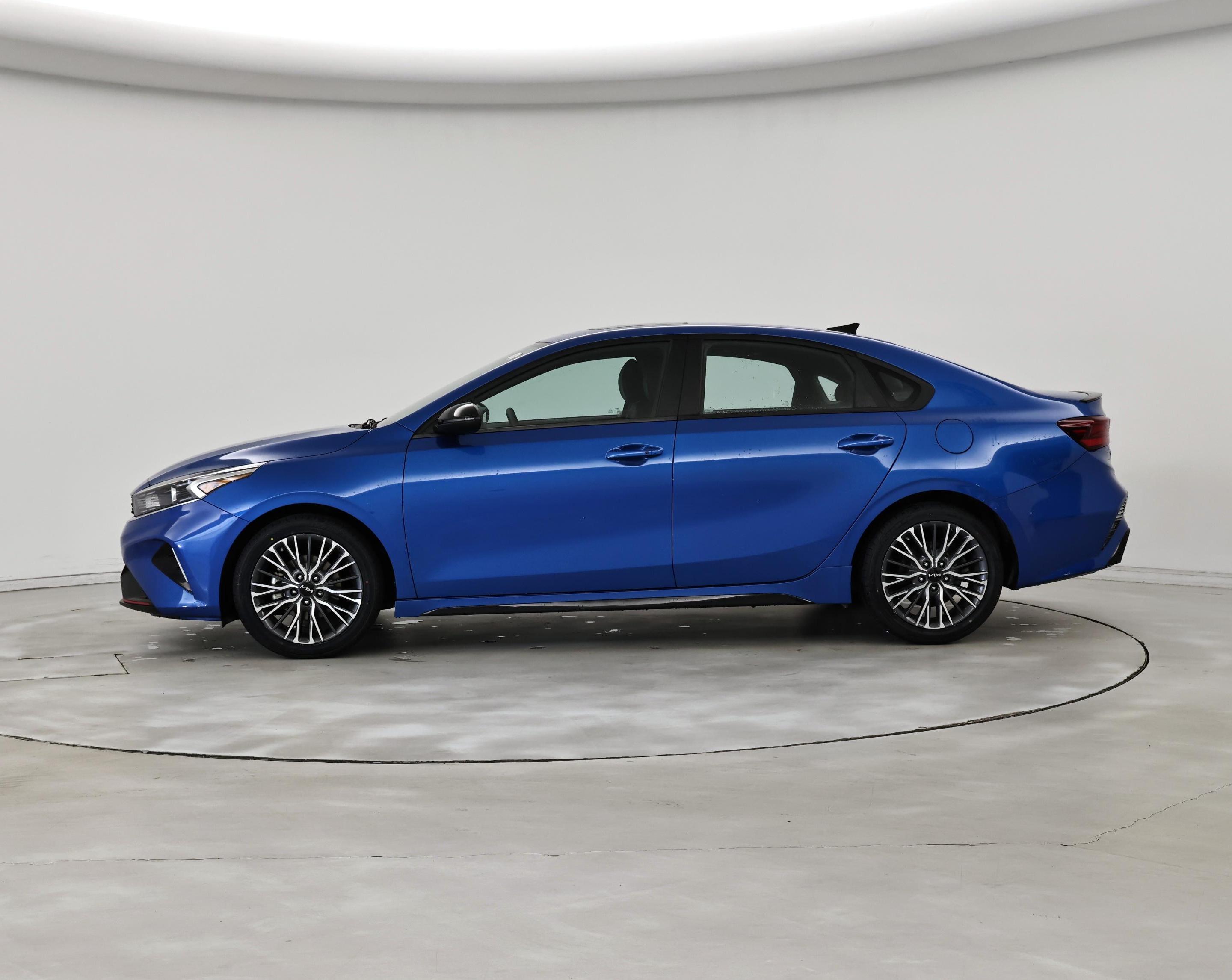 Thumbnail: 2023 Kia Forte - 3