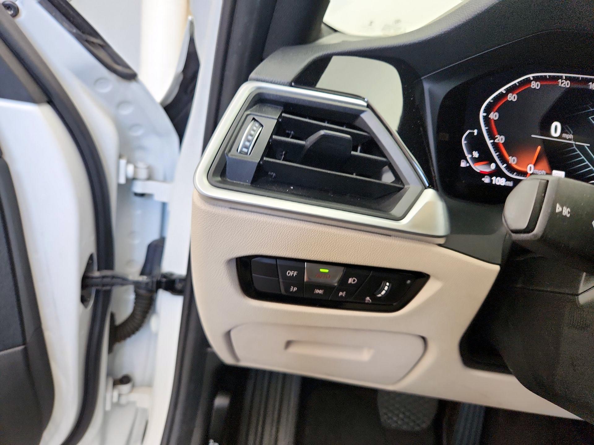 Thumbnail: 2019 BMW 3 Series - 13