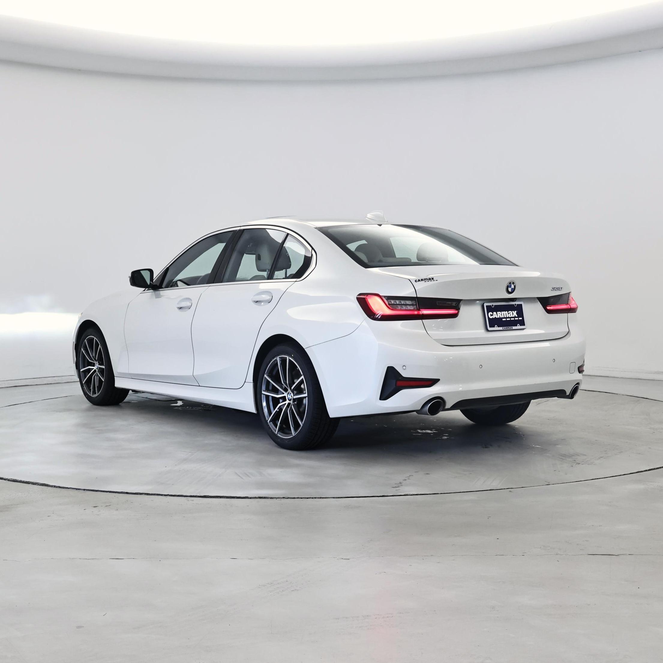 Thumbnail: 2019 BMW 3 Series - 2