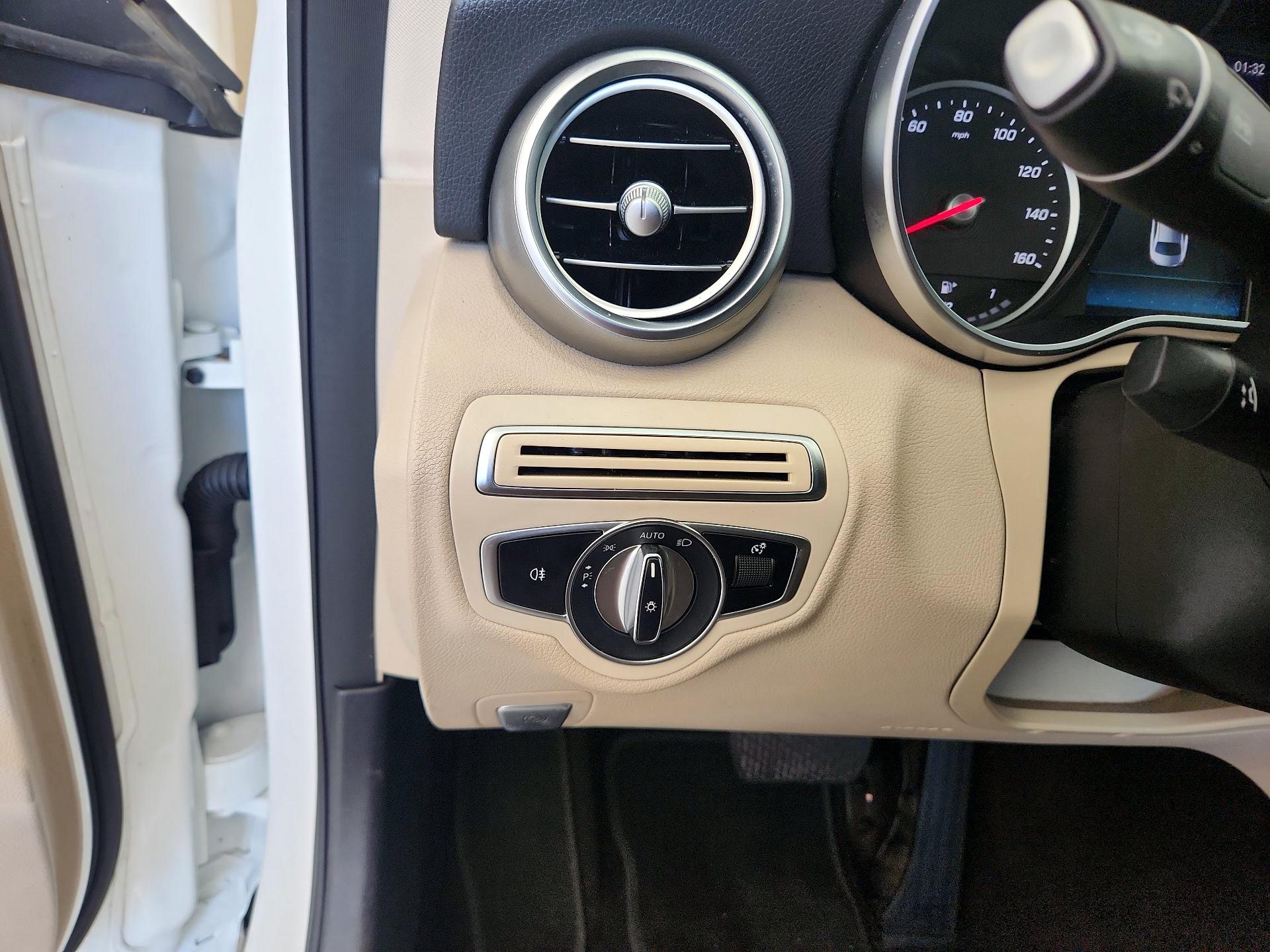 Thumbnail: 2019 Mercedes-Benz C-Class - 13