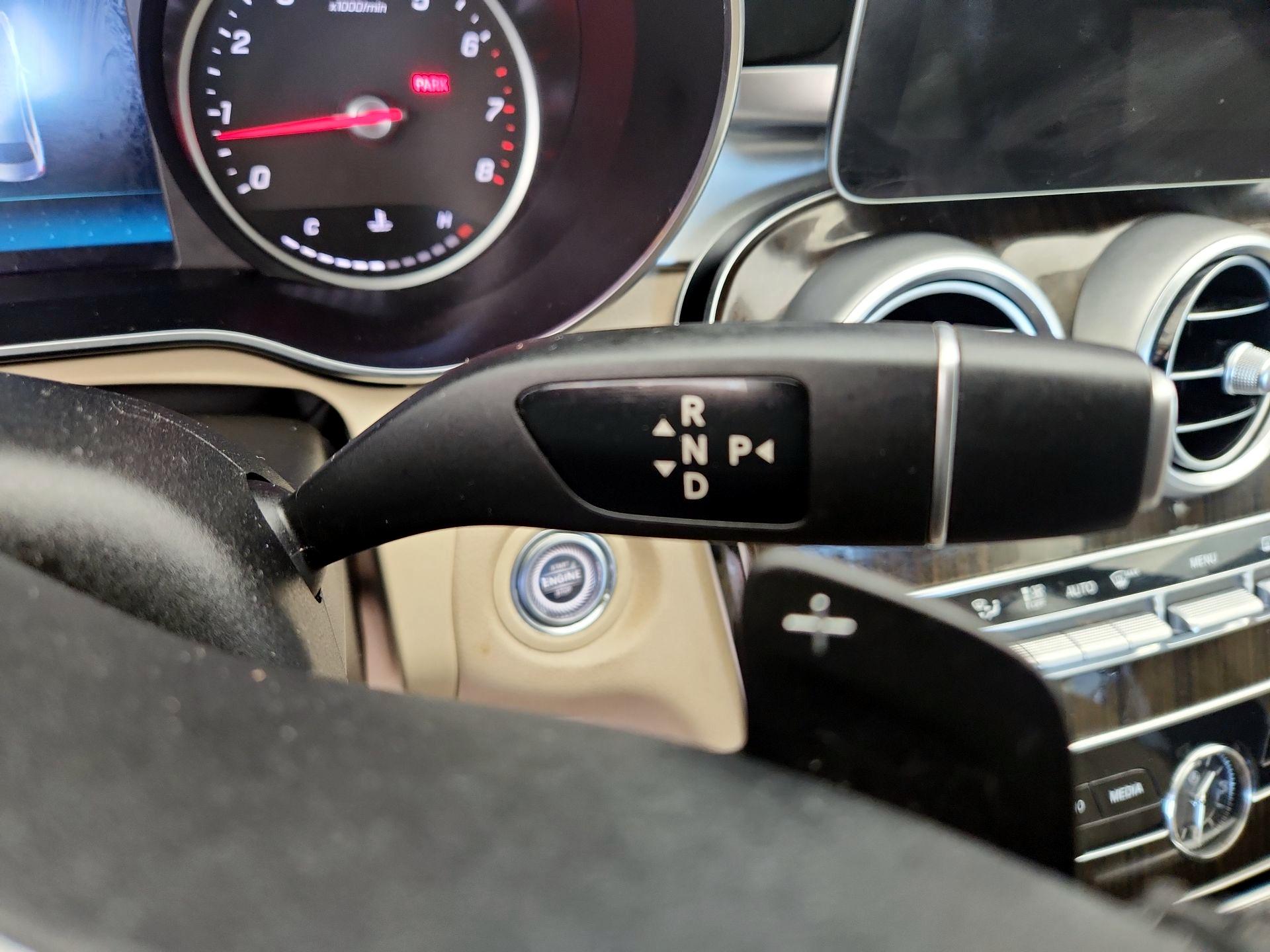 Thumbnail: 2019 Mercedes-Benz C-Class - 17