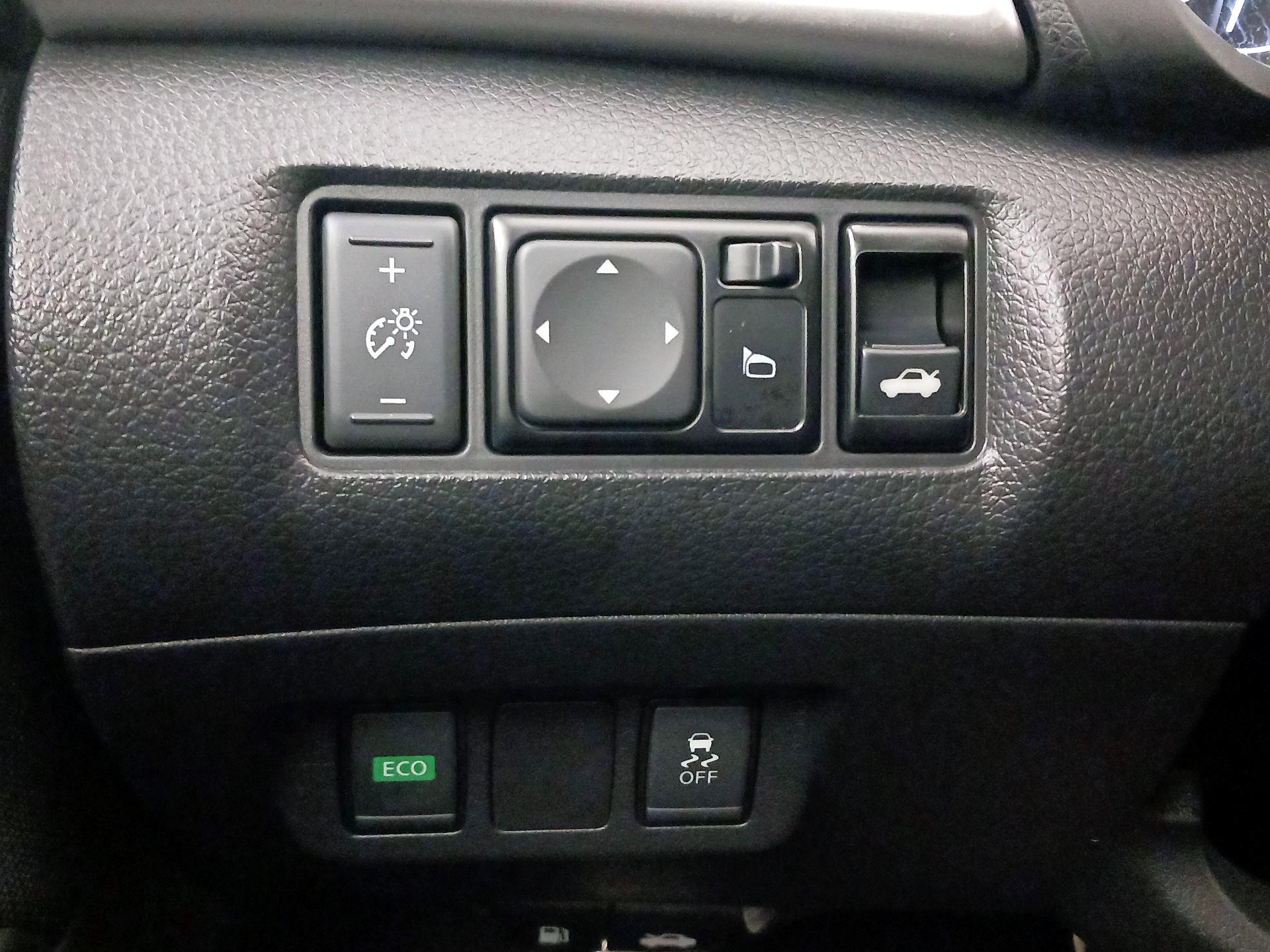 Thumbnail: 2019 Nissan Sentra - 13