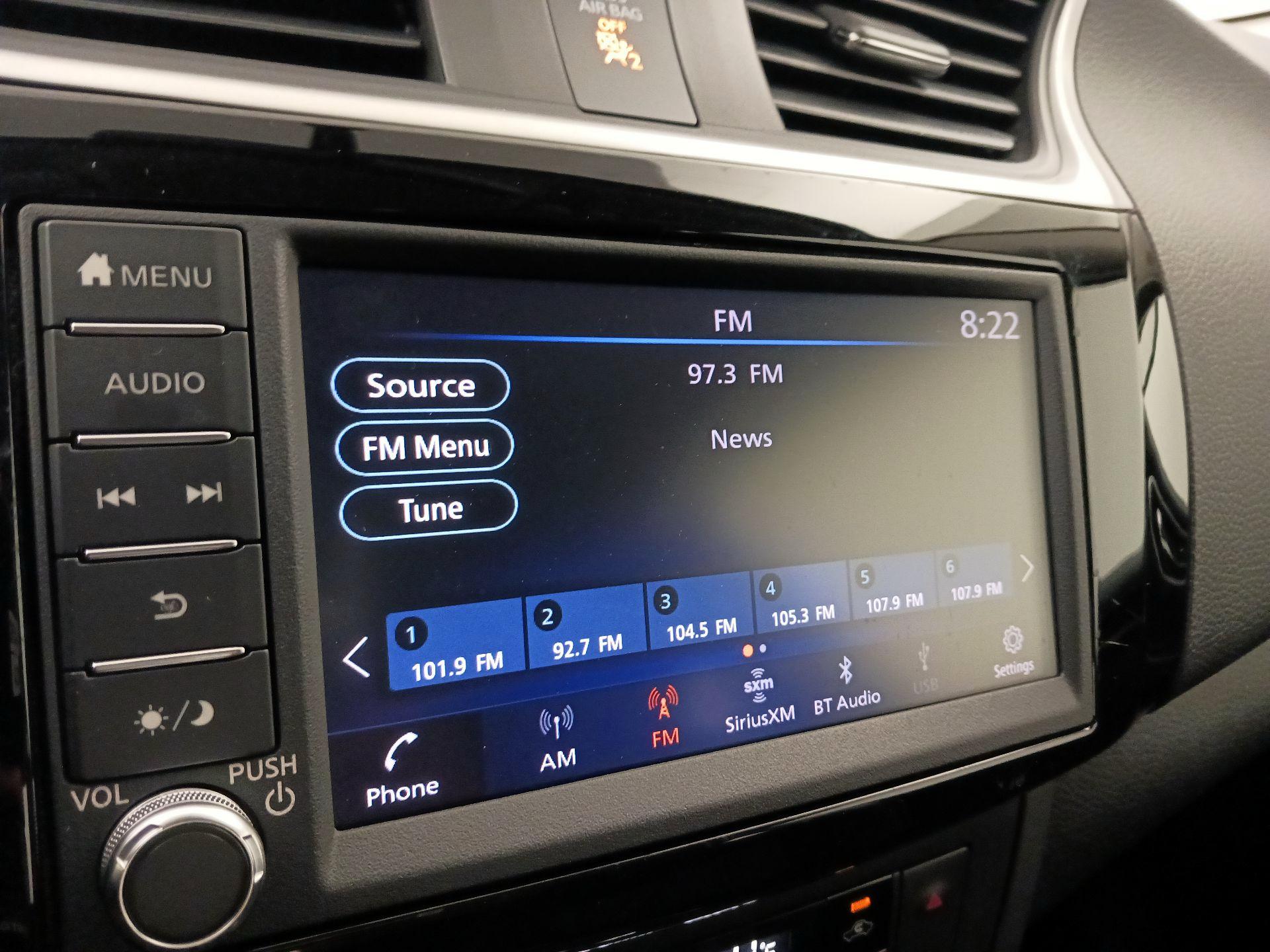 Thumbnail: 2019 Nissan Sentra - 15