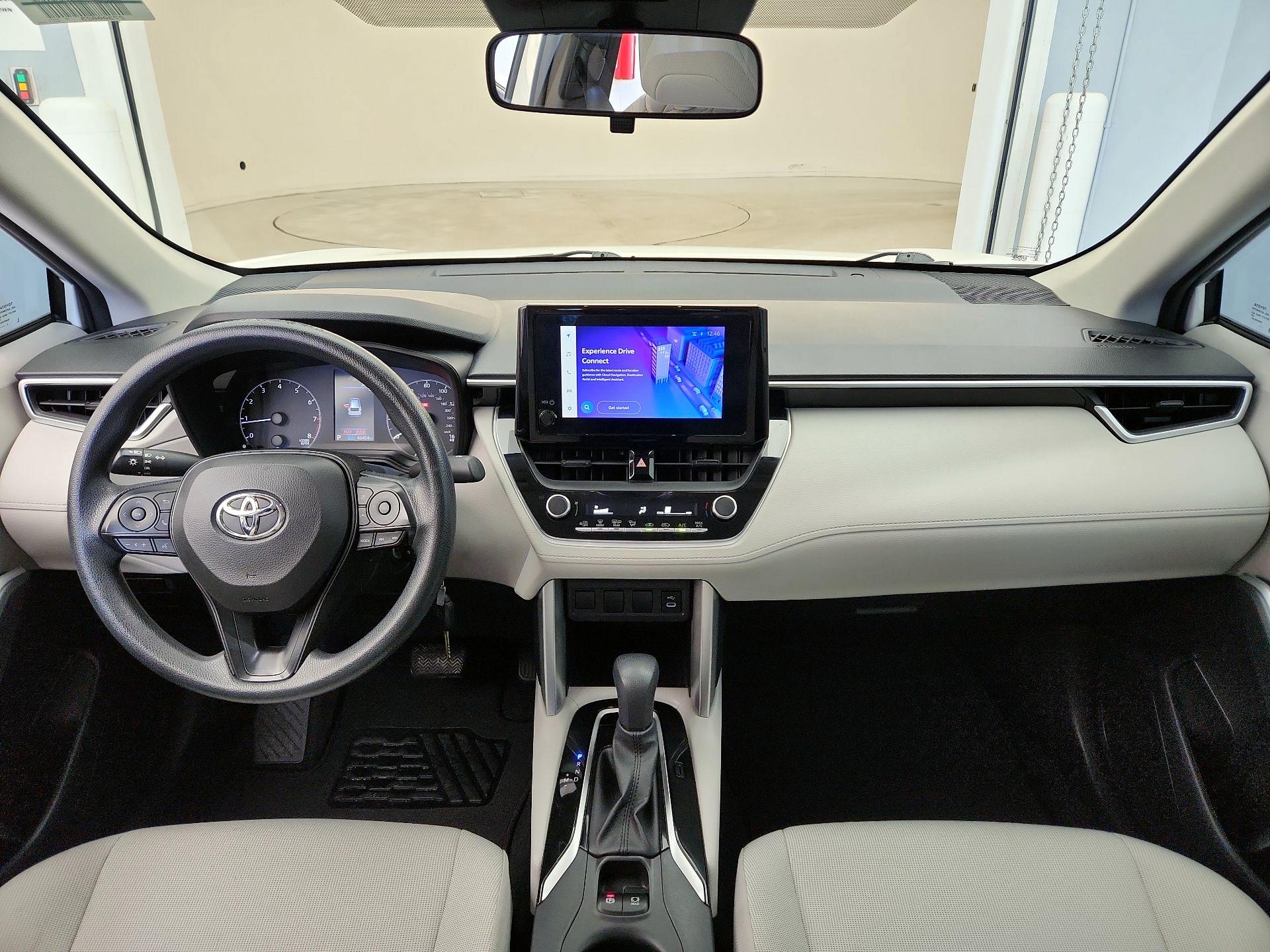 Thumbnail: 2023 Toyota Corolla Cross - 9
