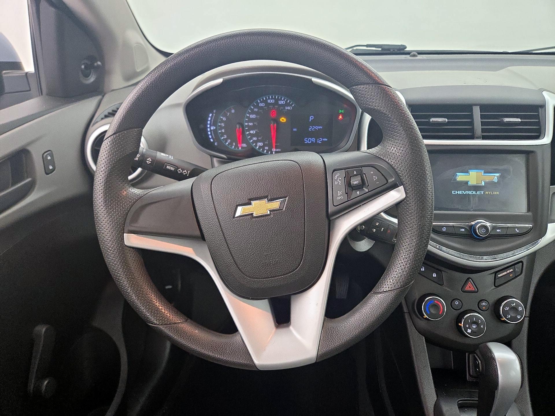 Thumbnail: 2017 Chevrolet Sonic - 10