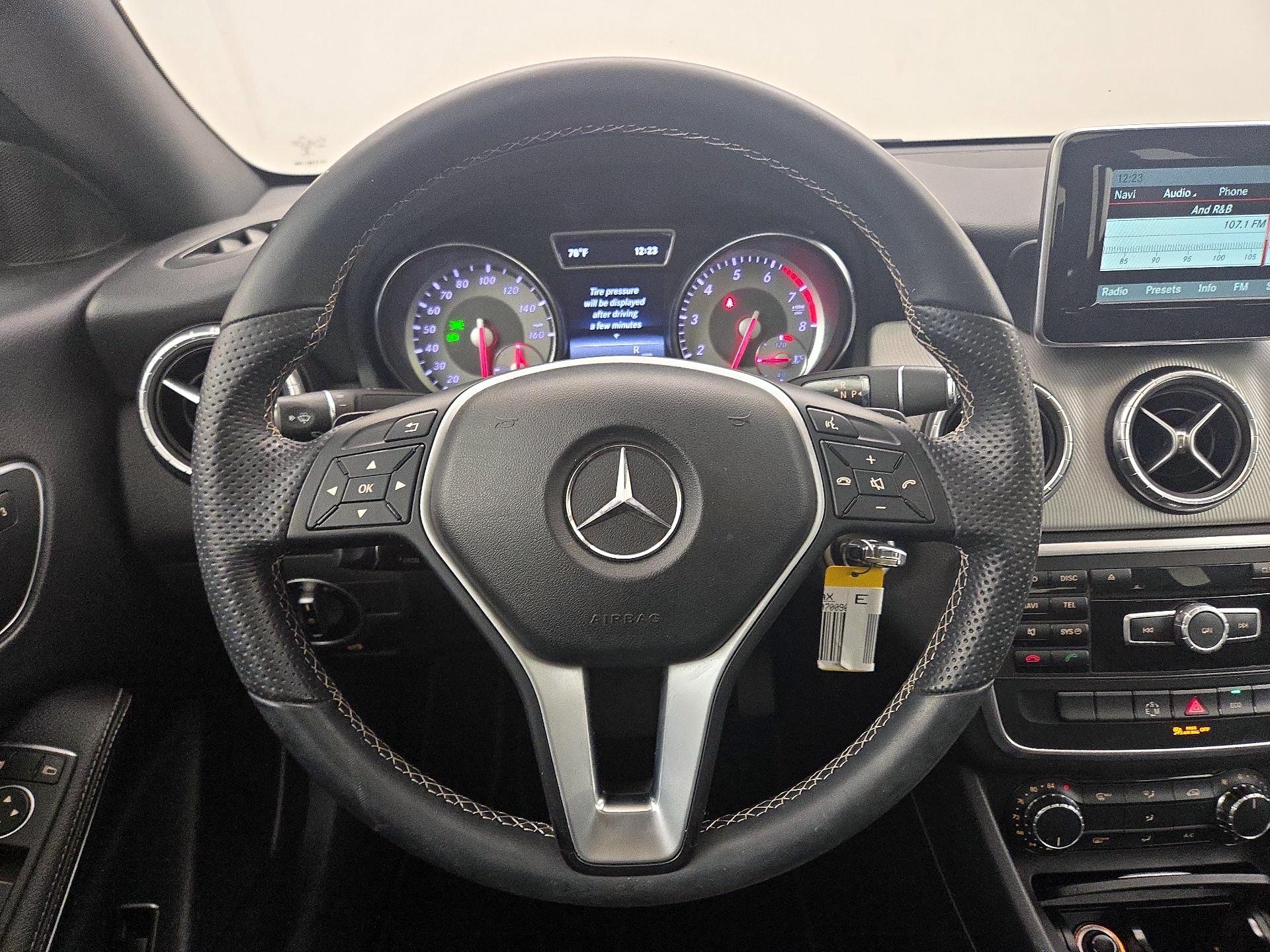 Thumbnail: 2014 Mercedes-Benz CLA - 10