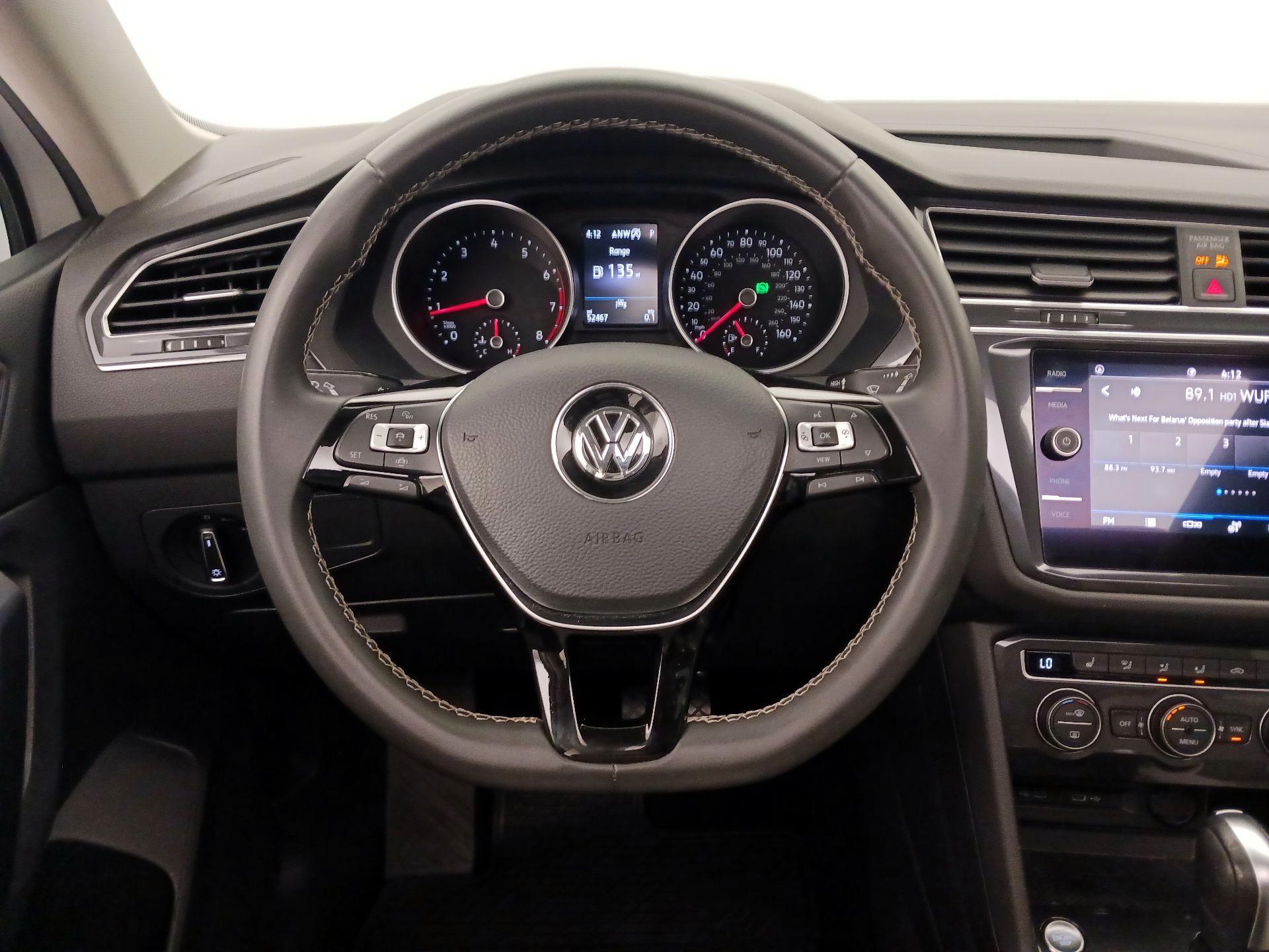 Thumbnail: 2021 Volkswagen Tiguan - 10