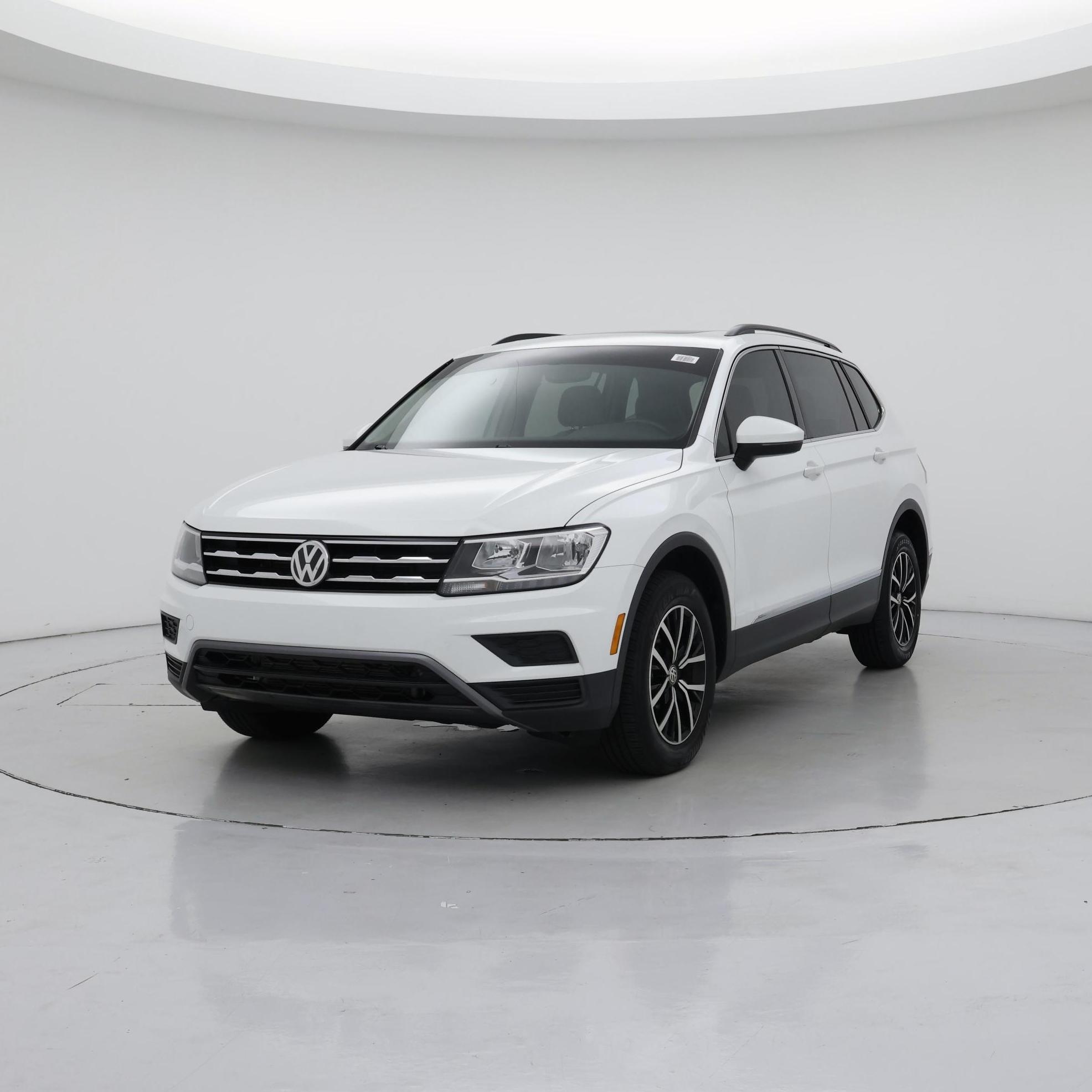 Thumbnail: 2021 Volkswagen Tiguan - 4