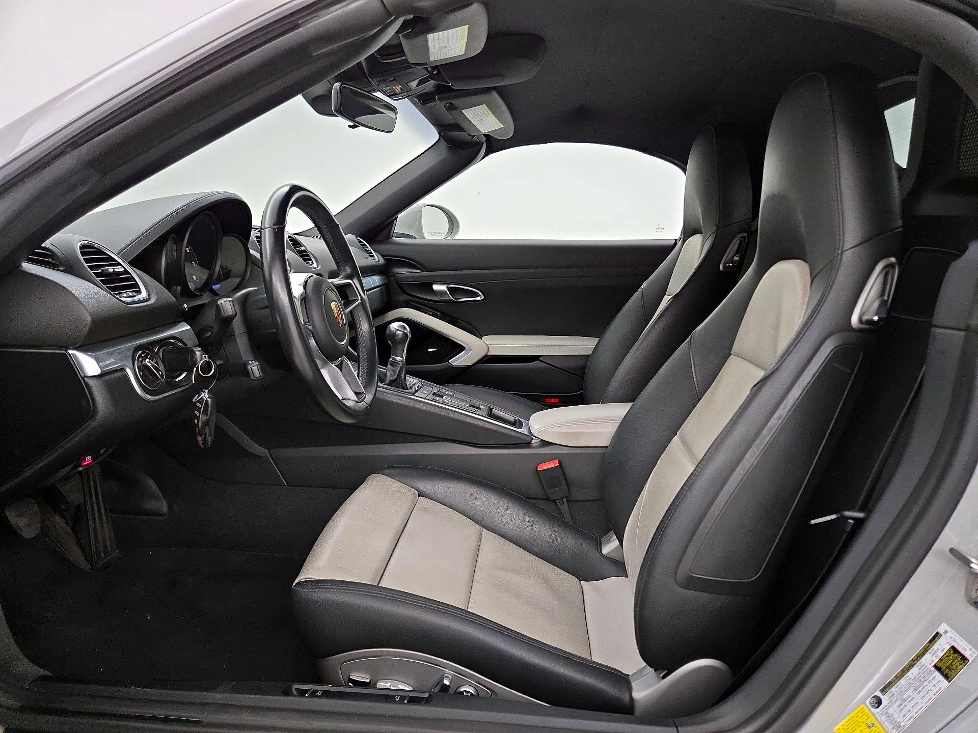 Thumbnail: 2018 Porsche 718 Boxster - 11