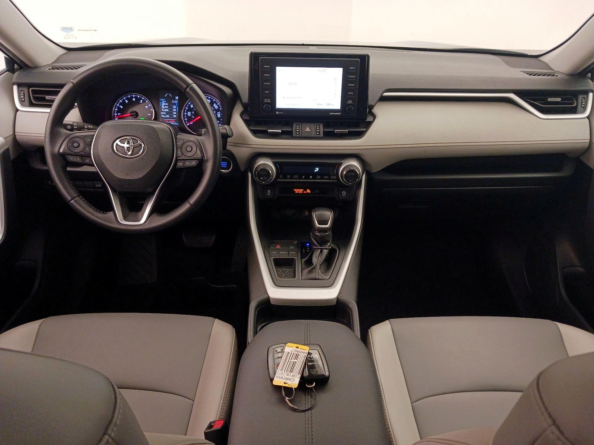 Thumbnail: 2020 Toyota RAV4 - 9