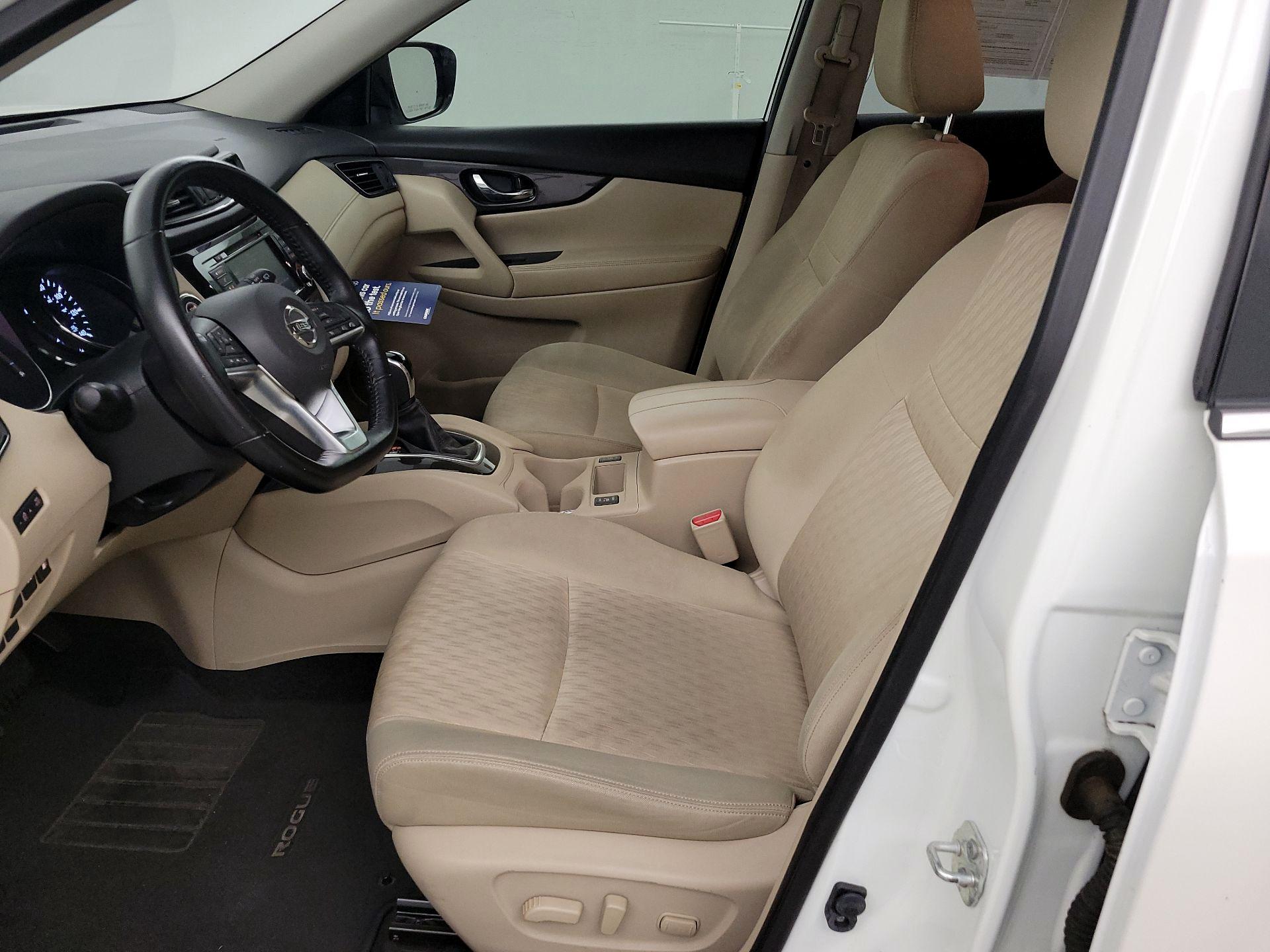 Thumbnail: 2018 Nissan Rogue - 11