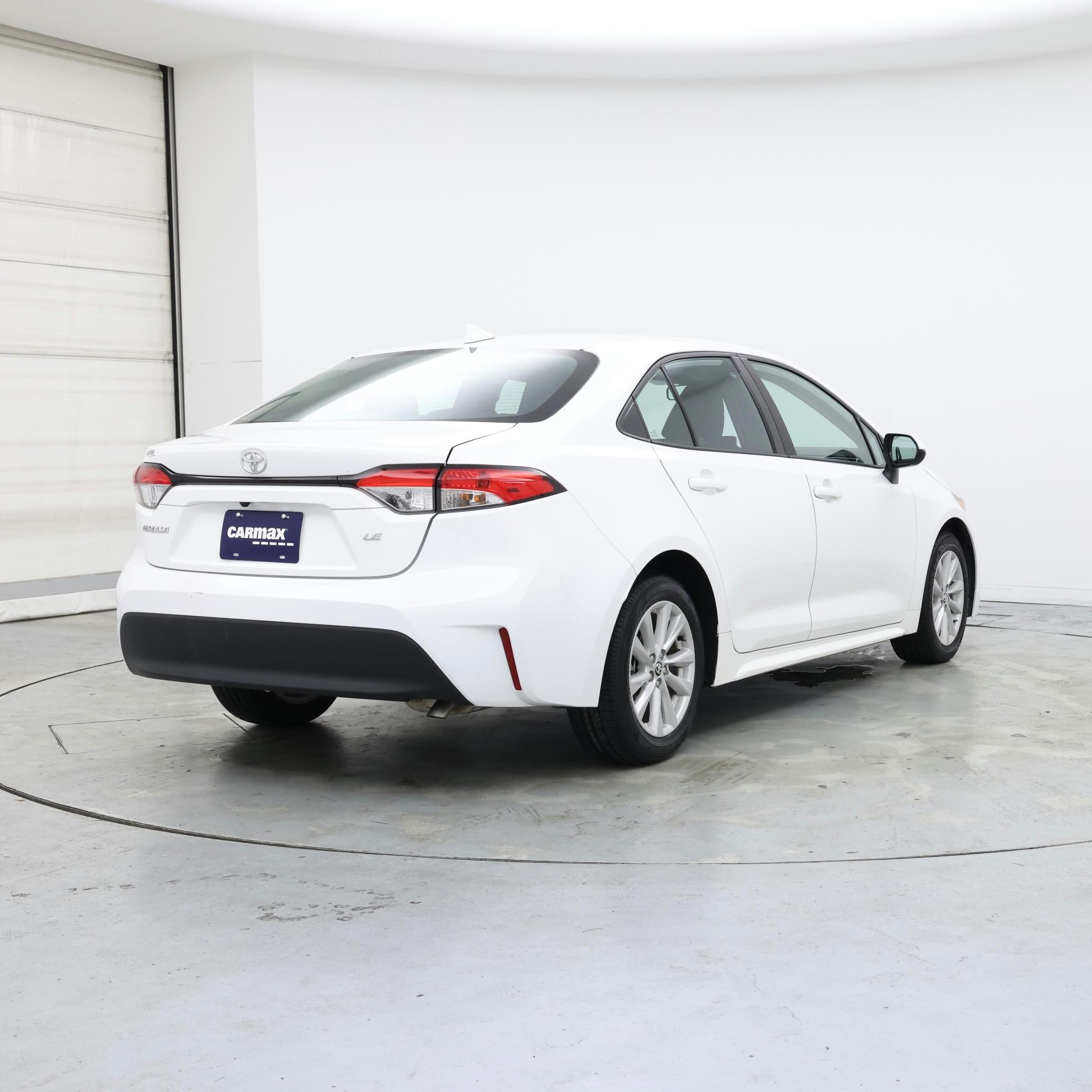 Thumbnail: 2023 Toyota Corolla - 8