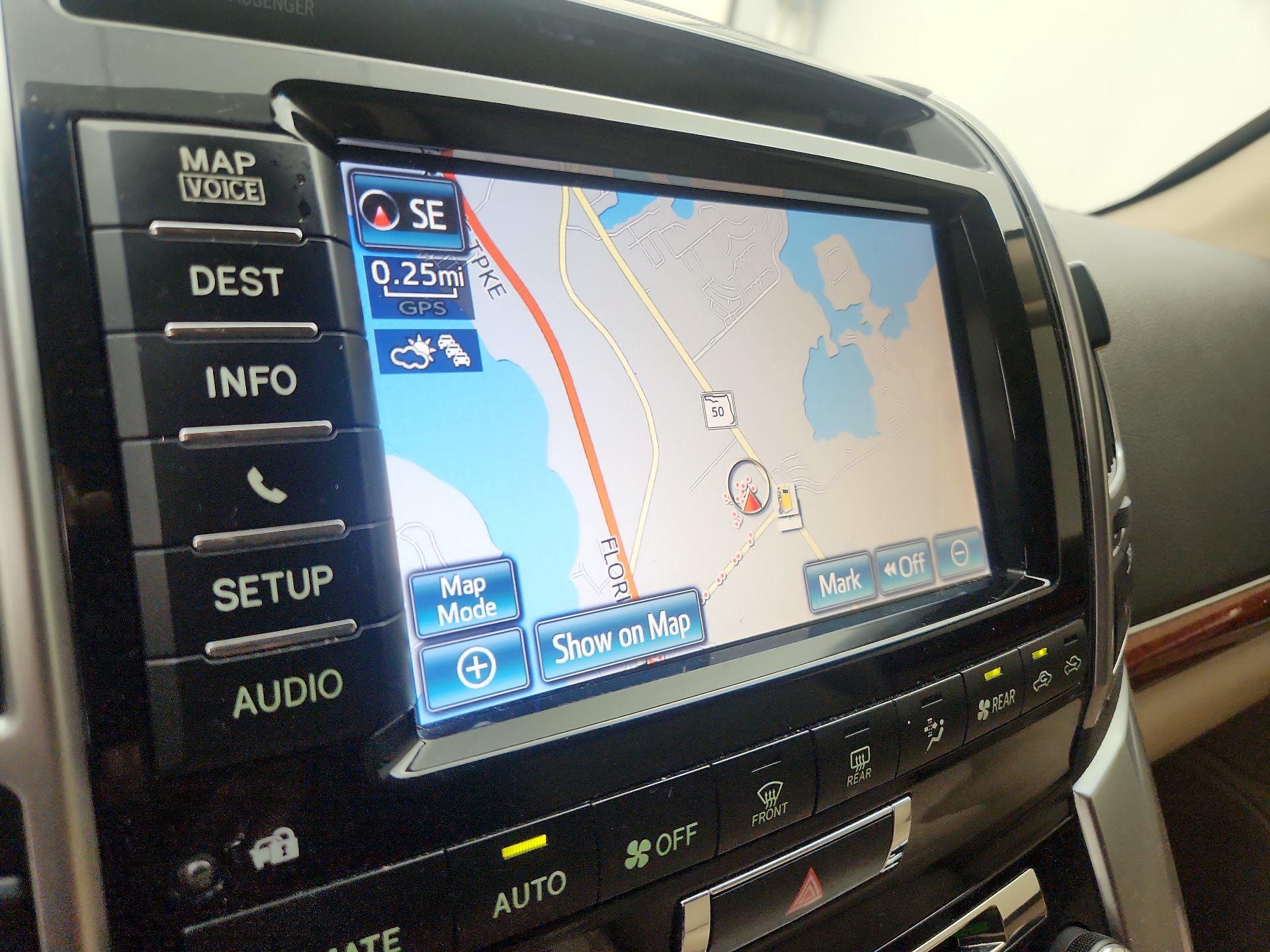 Thumbnail: 2015 Toyota Land Cruiser - 14