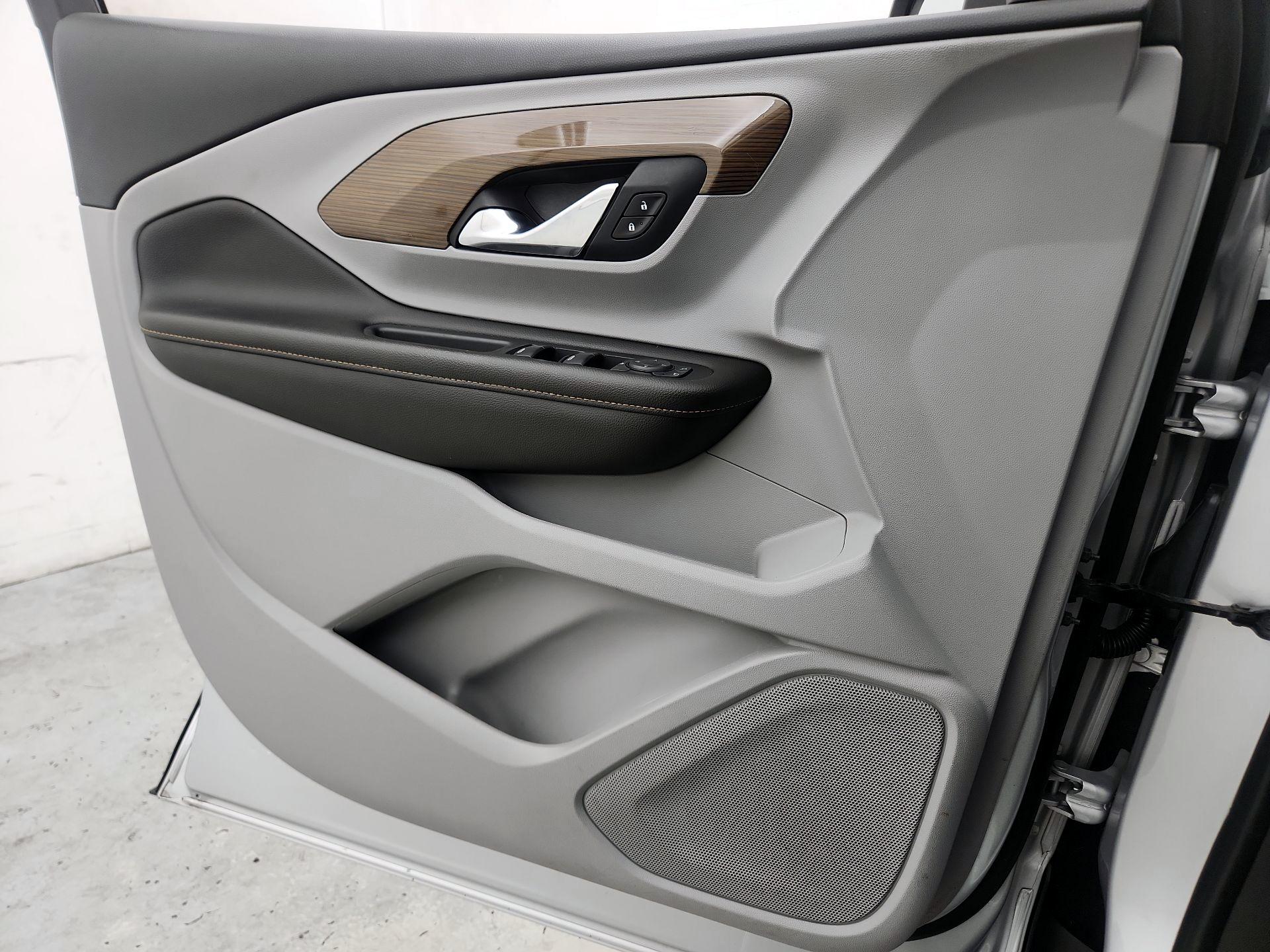Thumbnail: 2020 GMC Terrain - 12