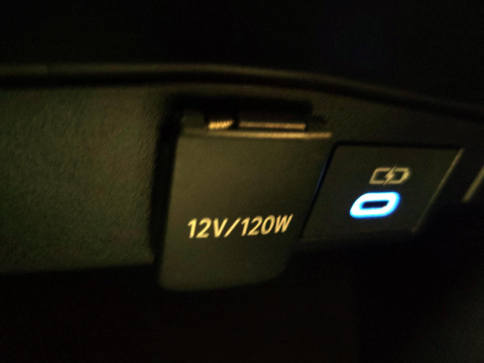 Thumbnail: 2022 Toyota Corolla - 18