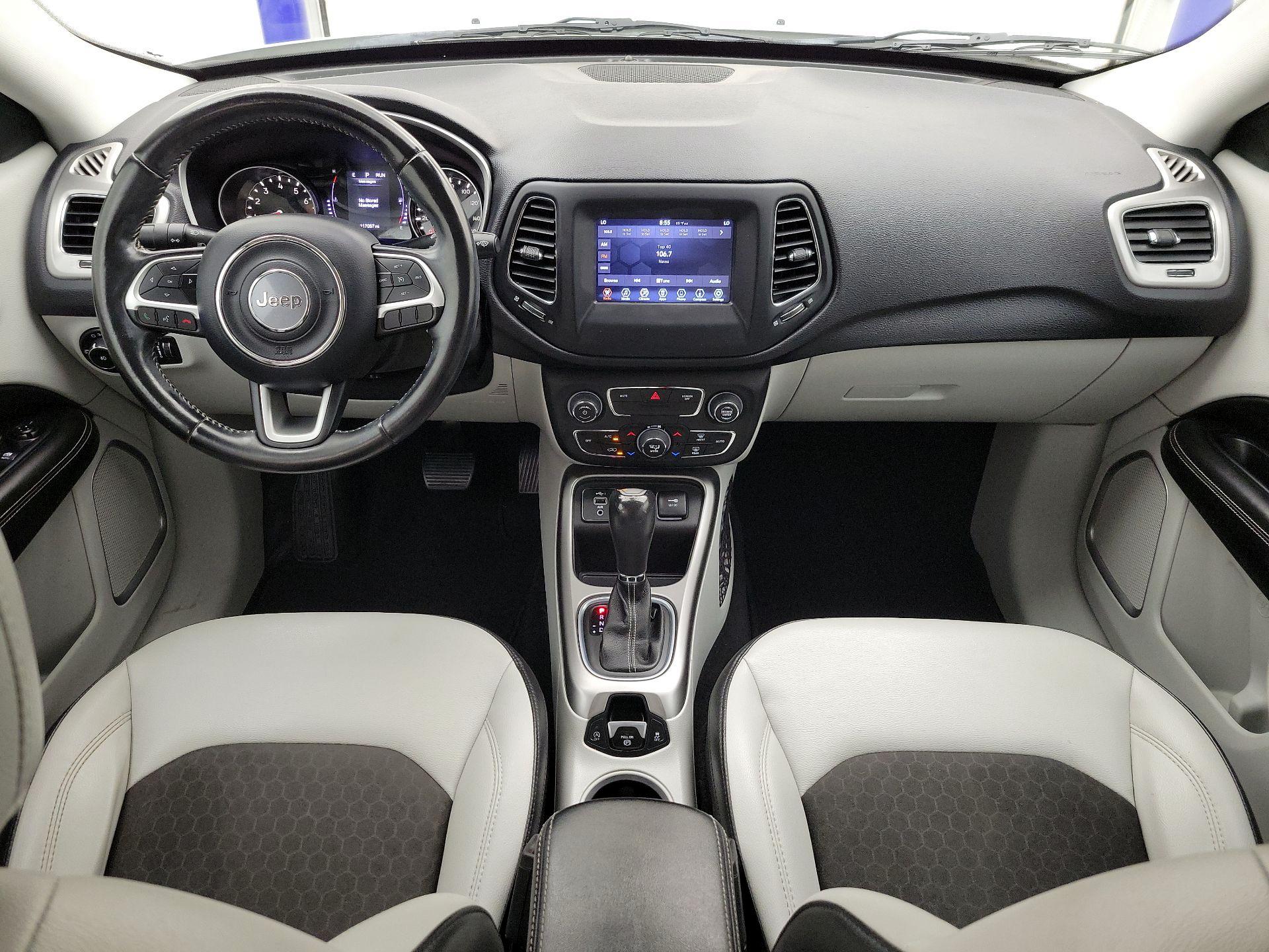 Thumbnail: 2019 Jeep Compass - 9