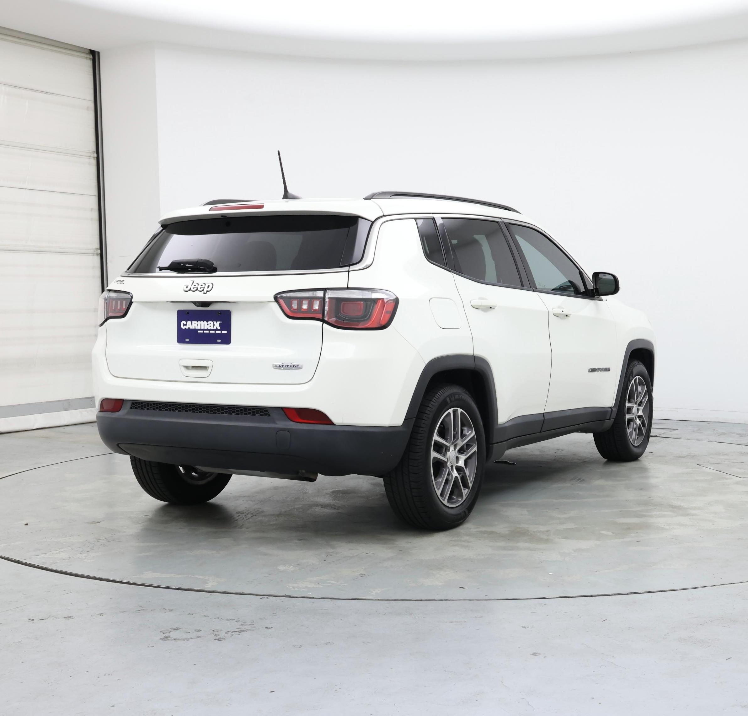 Thumbnail: 2019 Jeep Compass - 8