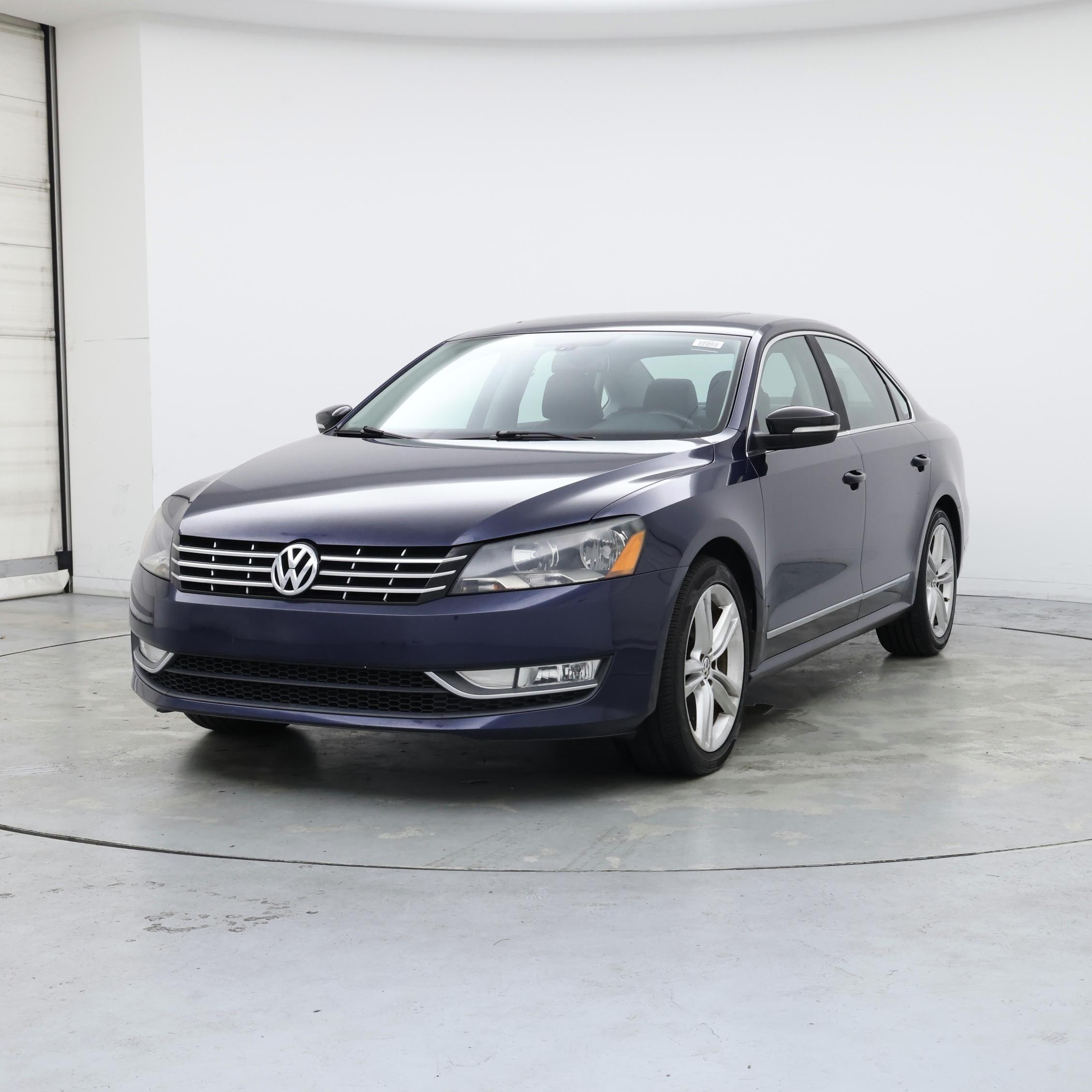 Thumbnail: 2015 Volkswagen Passat - 4