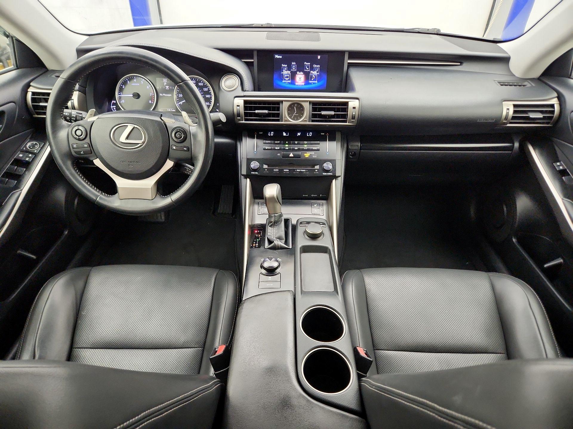 Thumbnail: 2014 Lexus IS - 9