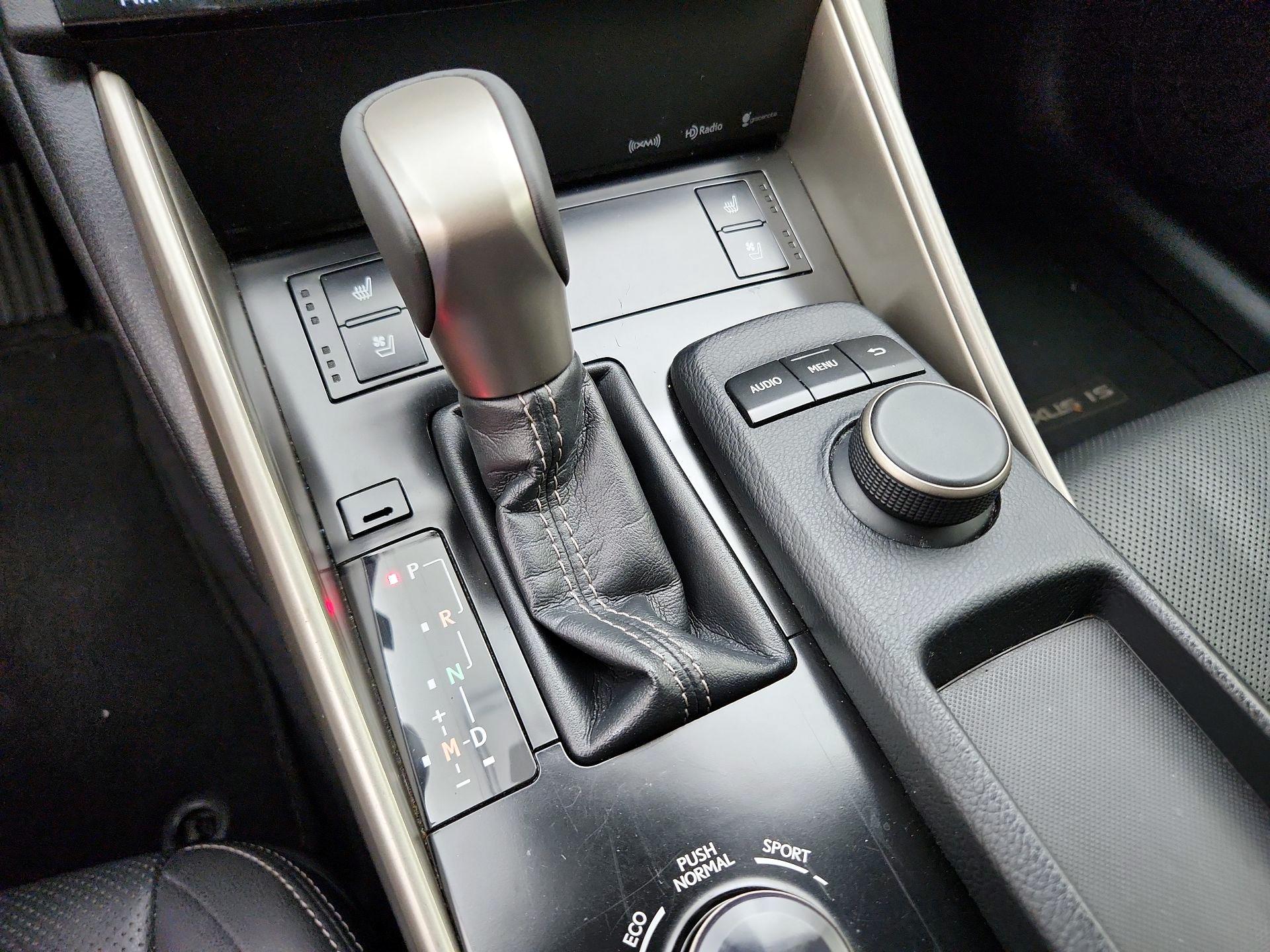 Thumbnail: 2014 Lexus IS - 17
