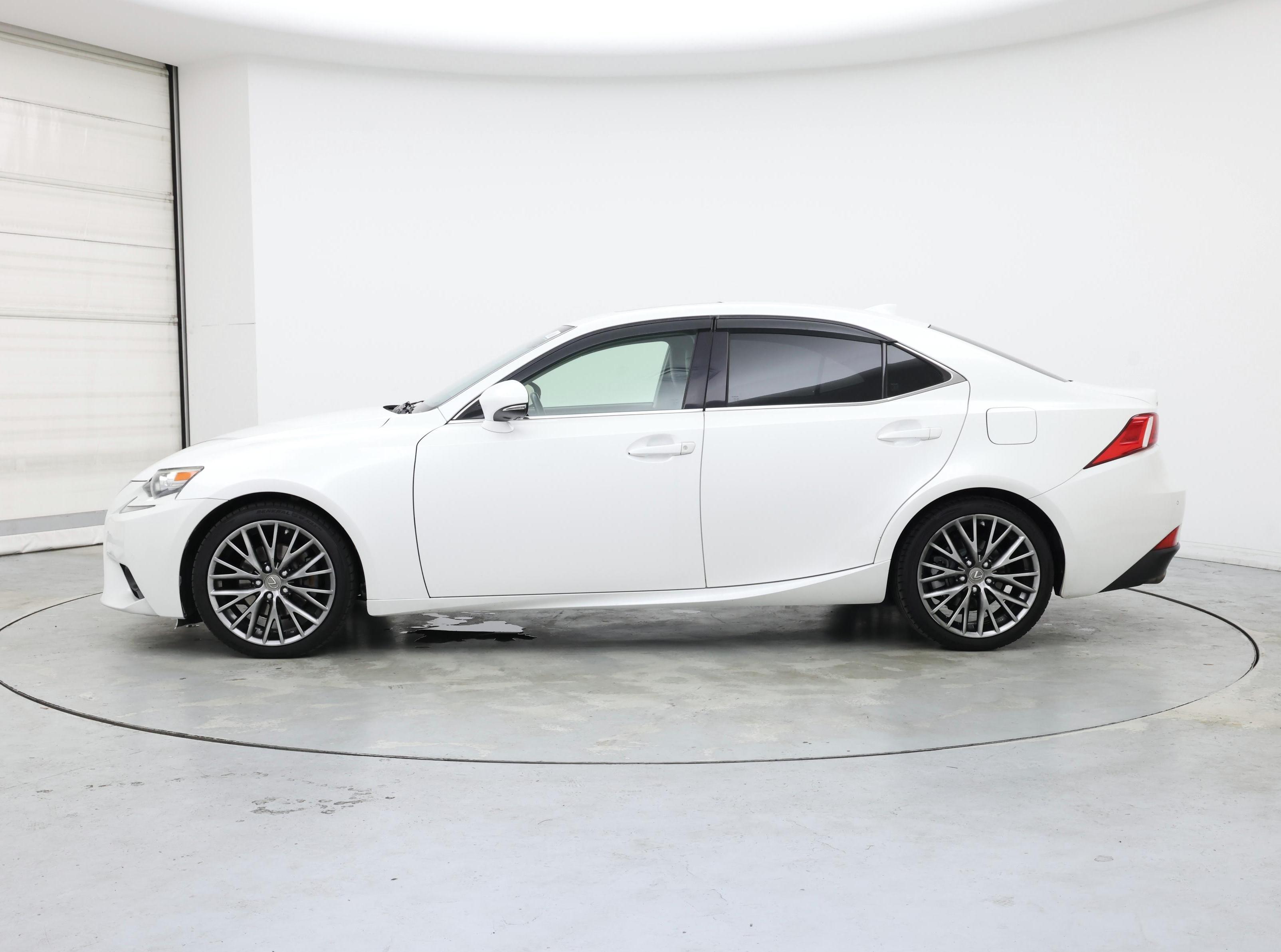 Thumbnail: 2014 Lexus IS - 3