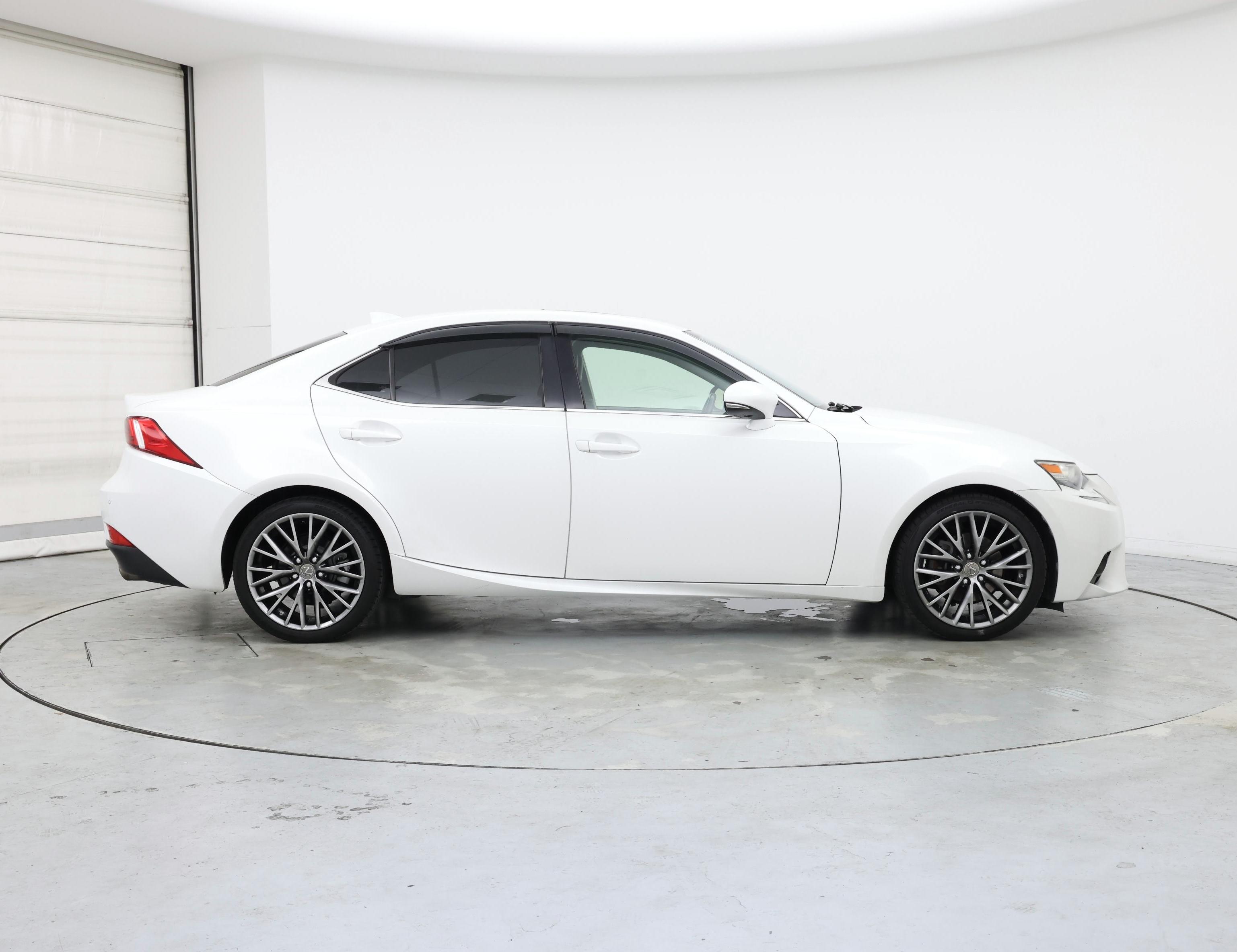 Thumbnail: 2014 Lexus IS - 7