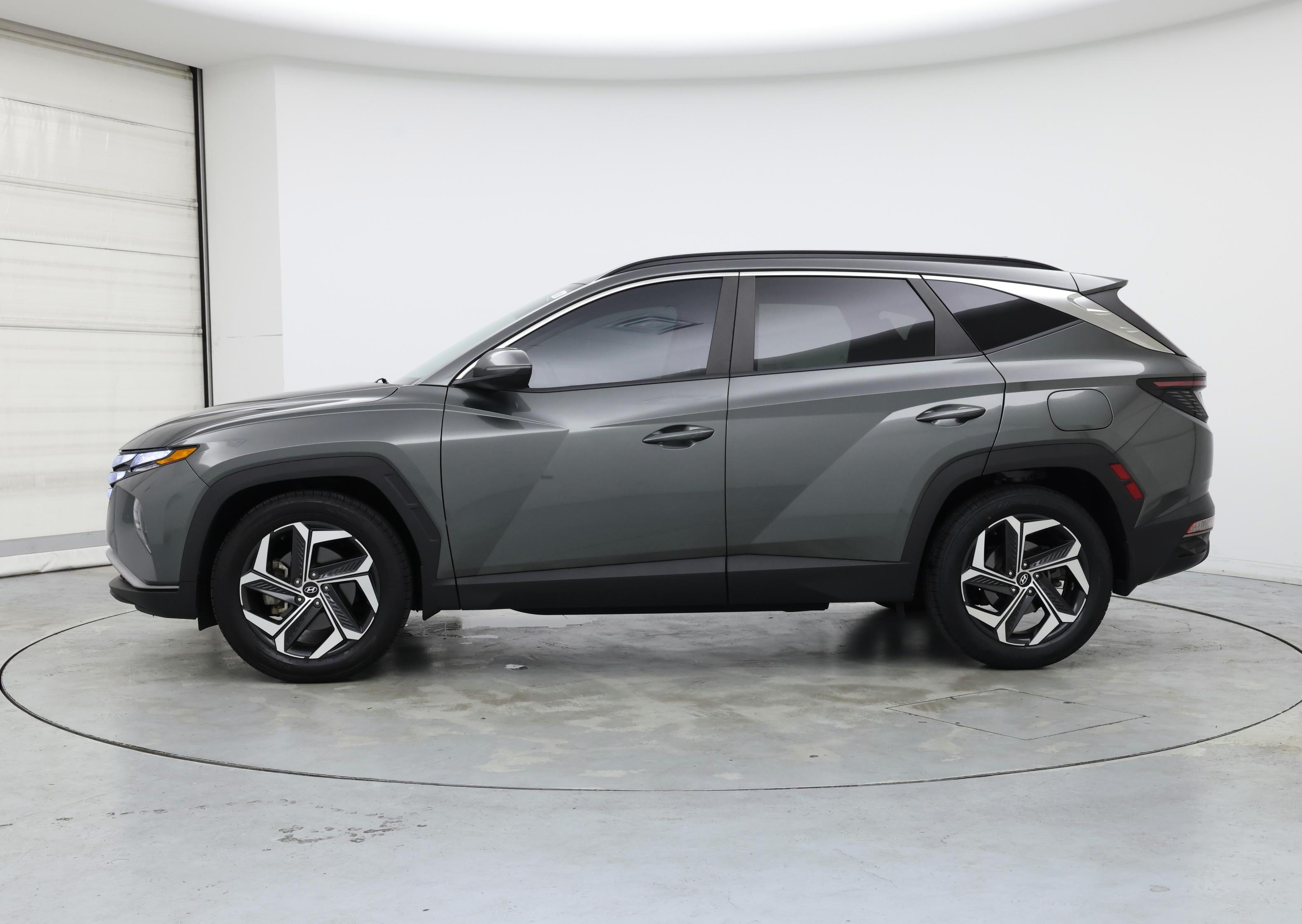 Thumbnail: 2022 Hyundai Tucson - 3