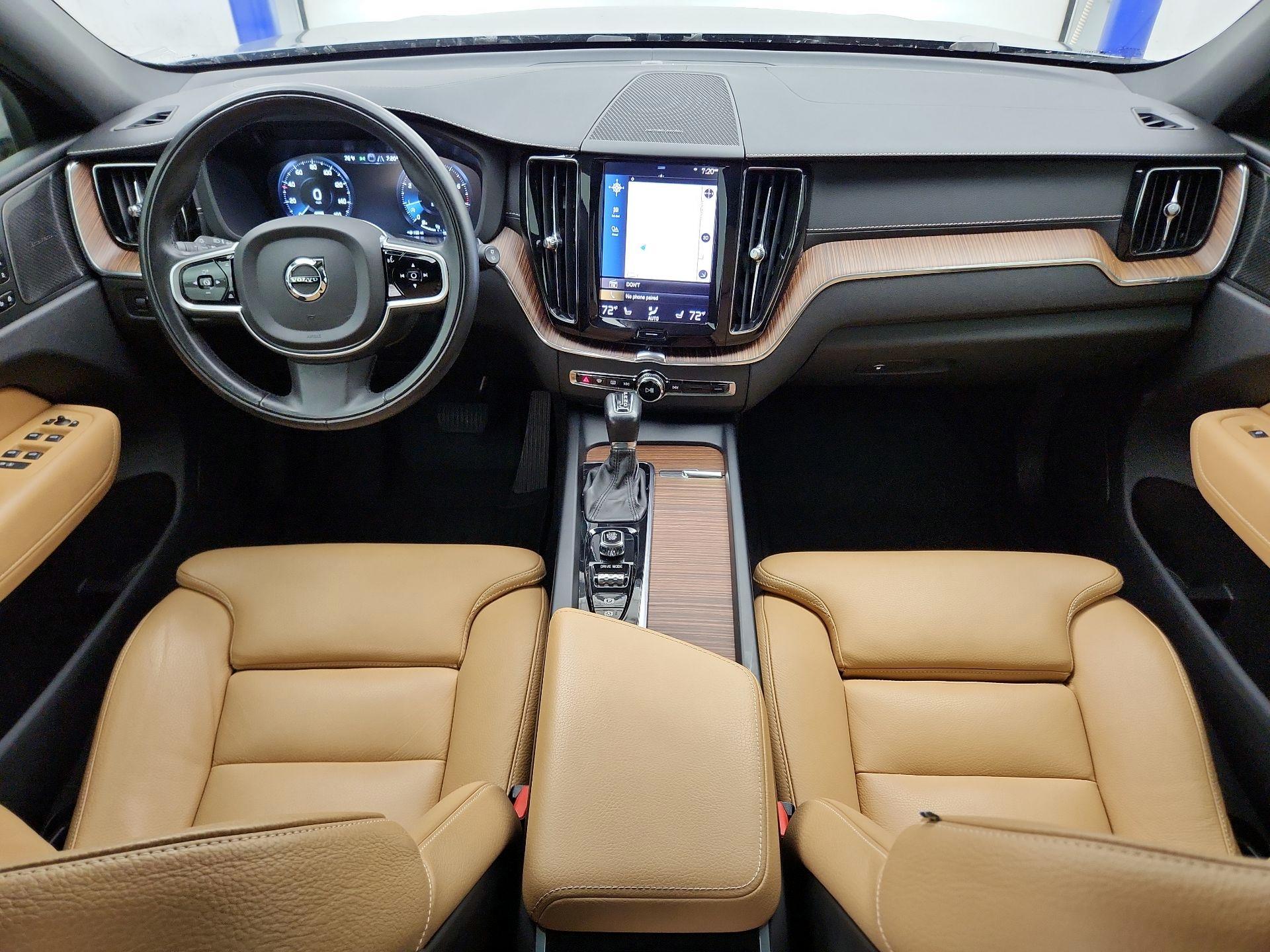 Thumbnail: 2020 Volvo XC60 - 9